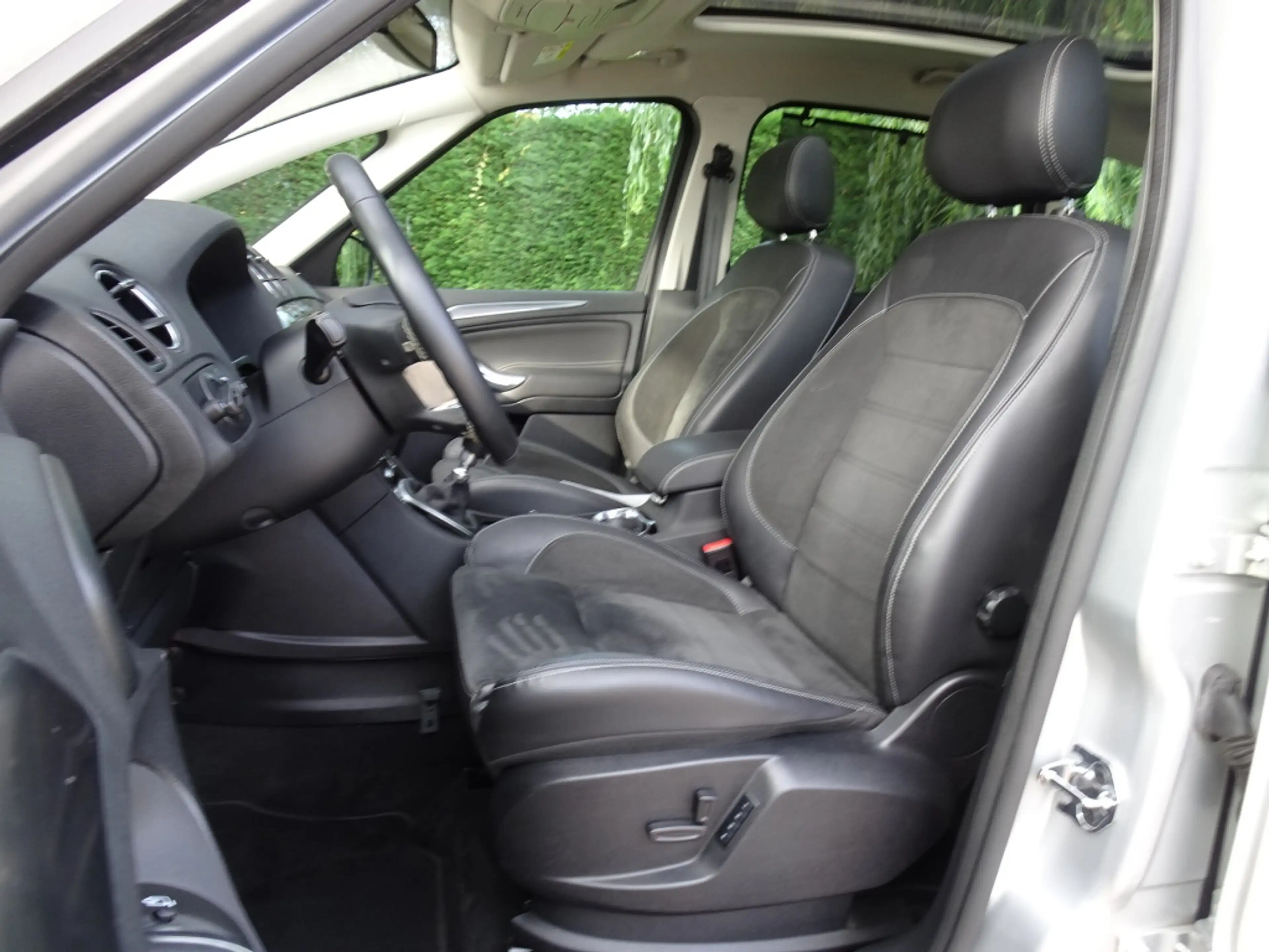 Ford S-Max 1.6 160pk EcoBoost Platium met Navi en Trekhaak — photo 7
