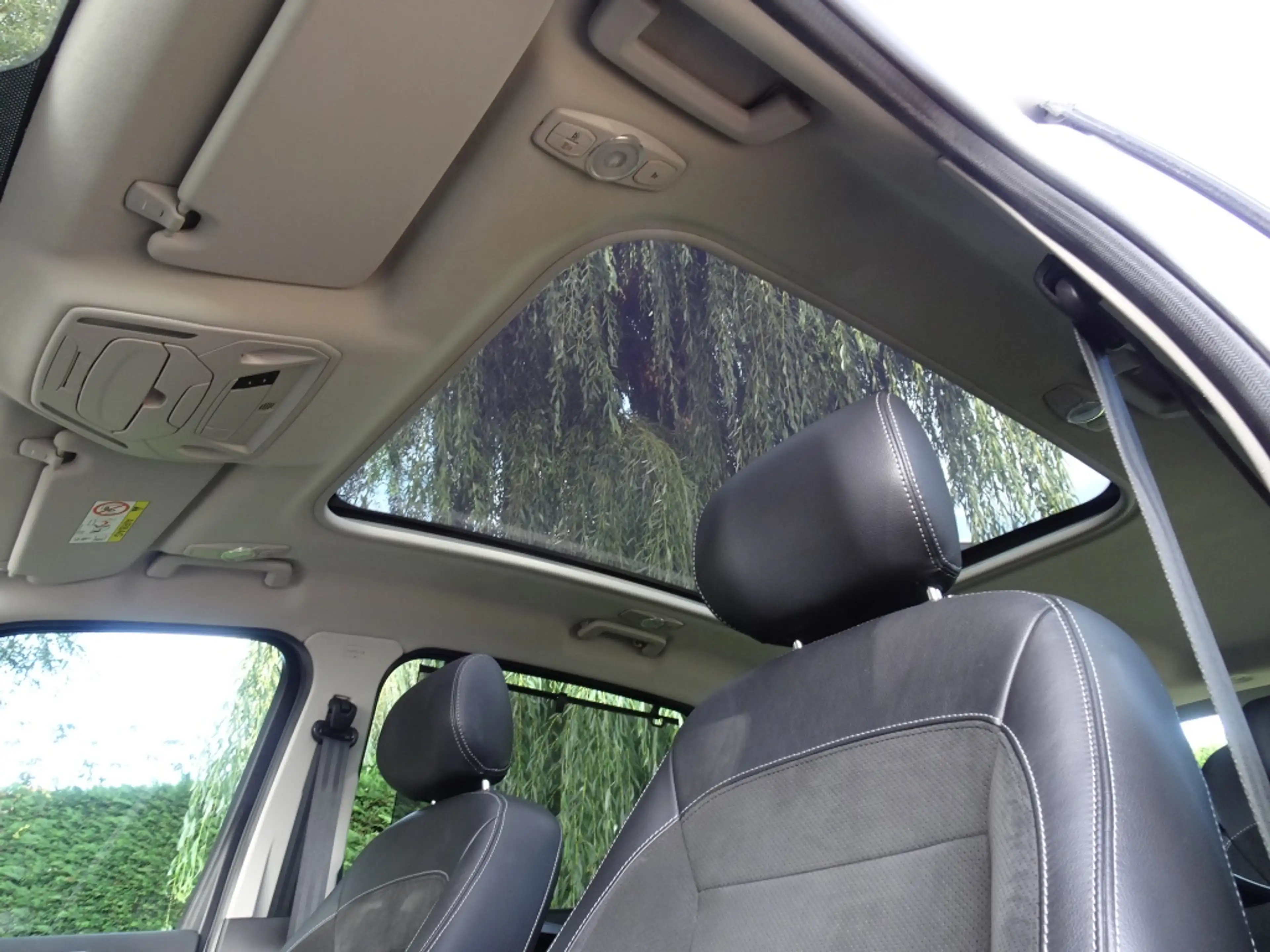 Ford S-Max 1.6 160pk EcoBoost Platium met Navi en Trekhaak — photo 9
