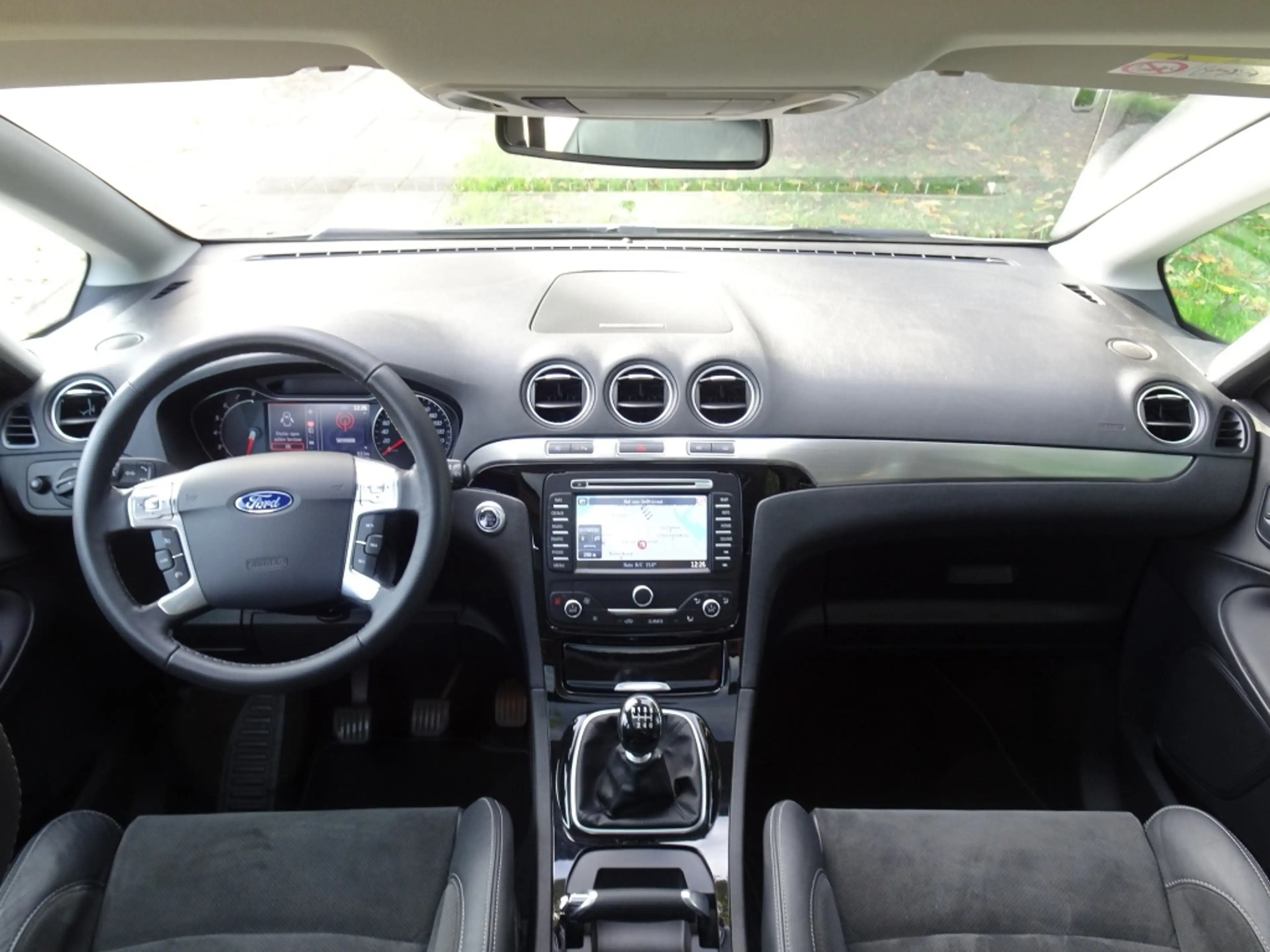 Ford S-Max 1.6 160pk EcoBoost Platium met Navi en Trekhaak — photo 13
