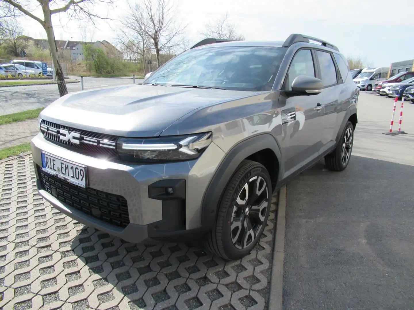 Dacia Bigster Hybrid 155 Journey Gris - 1