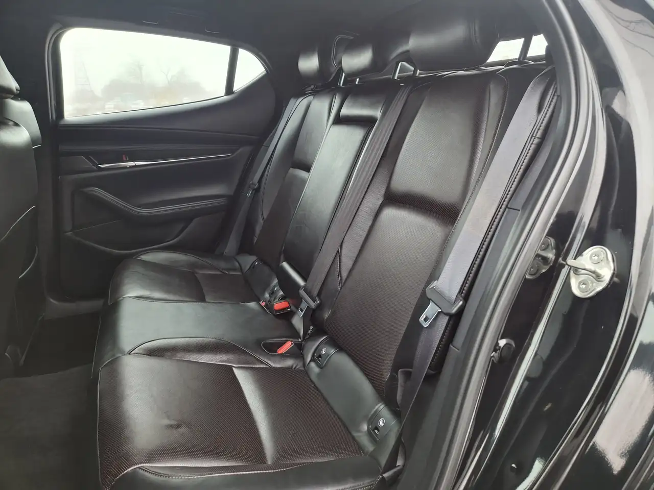 Mazda 3 снимка Mazda 3
