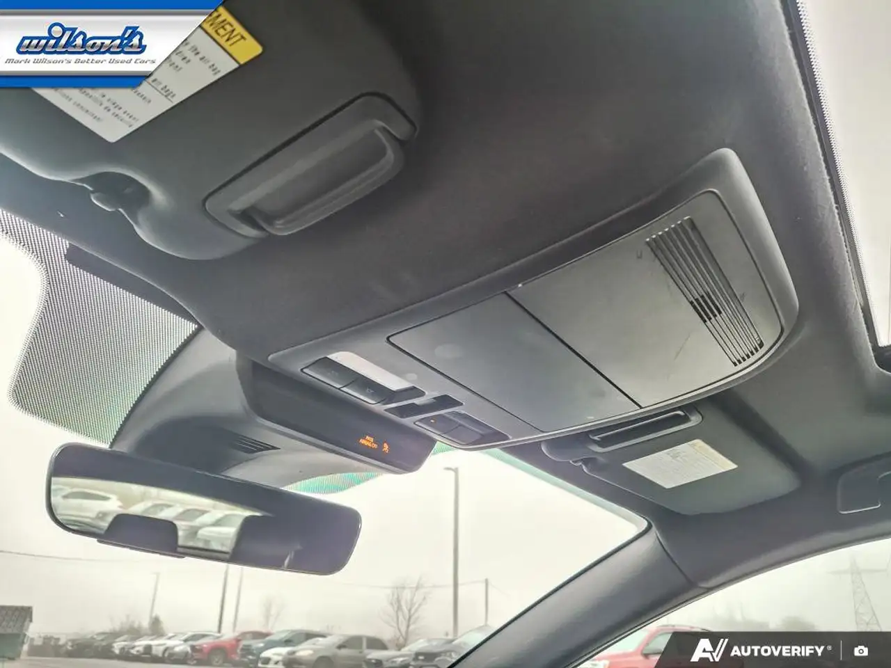 Mazda 3 снимка Mazda 3