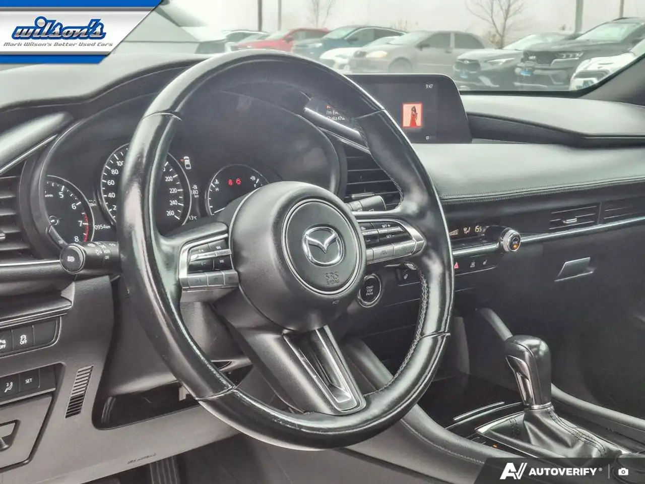 Mazda 3 снимка Mazda 3