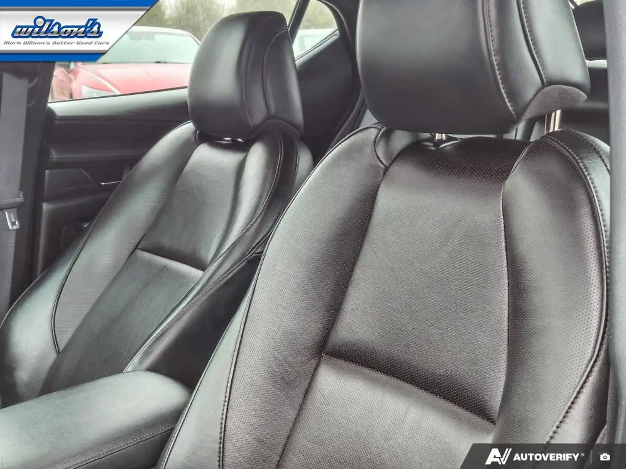Mazda 3 снимка Mazda 3