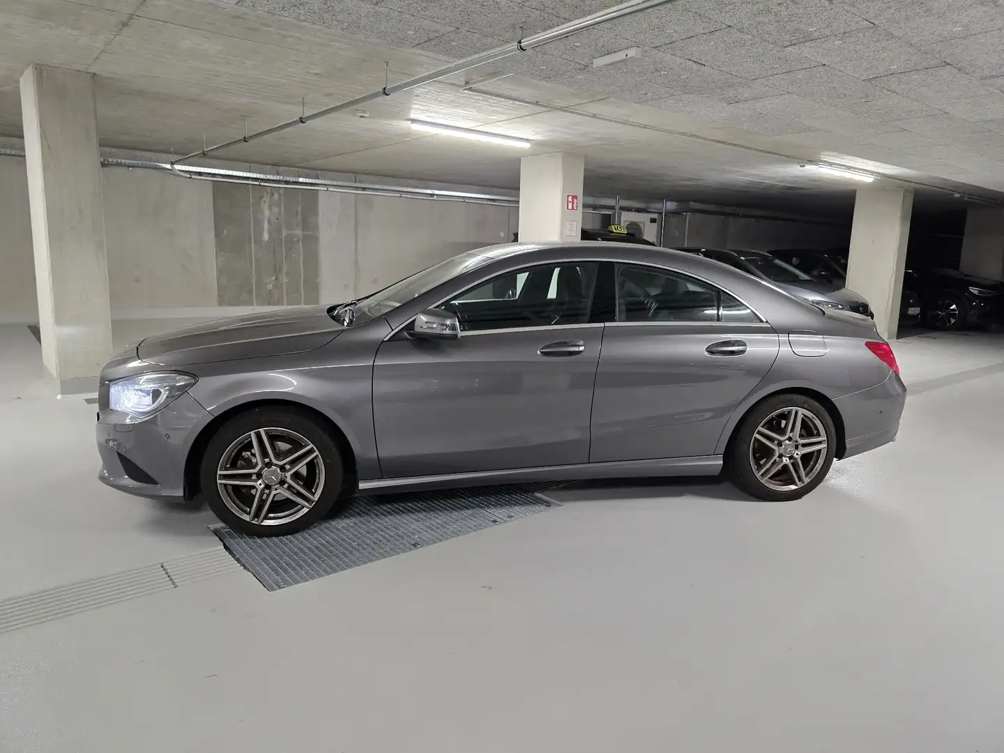 Mercedes-Benz CLA 200 Aut. - 2