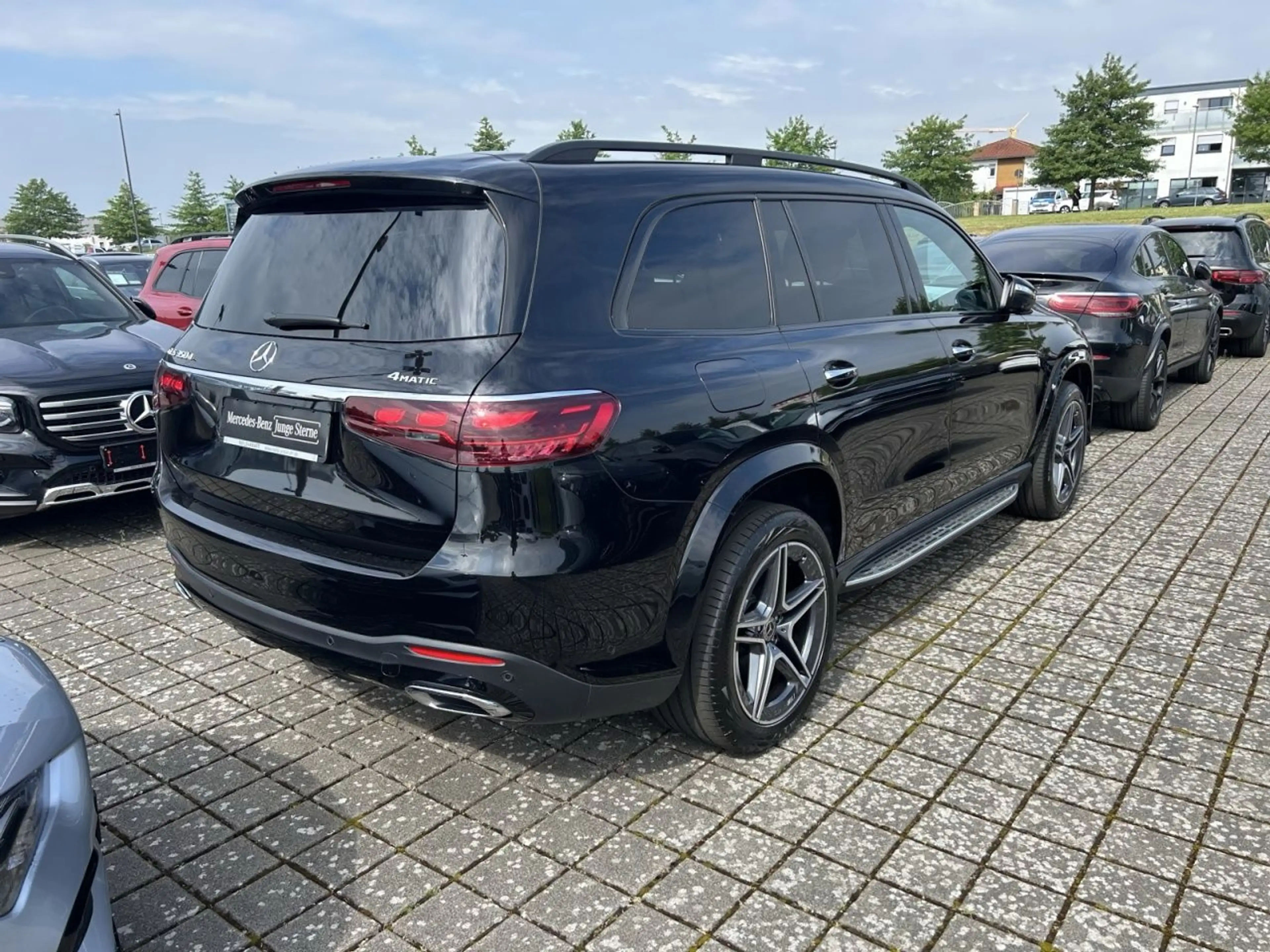 Mercedes-Benz GLS 350 d 4M AMG+BURM+NIGHT+AIRMATIC+FAHRASSIST — photo 6