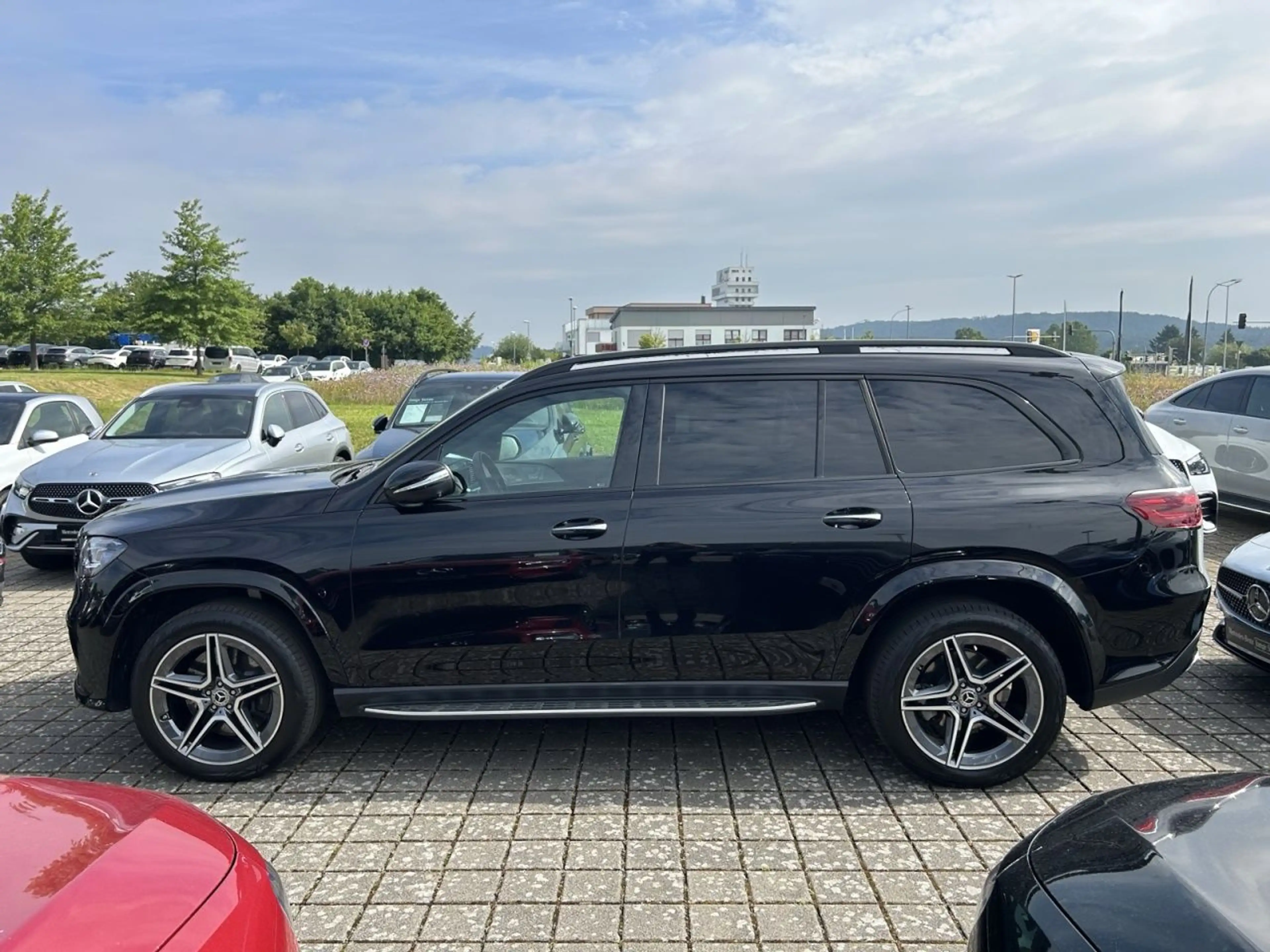 Mercedes-Benz GLS 350 d 4M AMG+BURM+NIGHT+AIRMATIC+FAHRASSIST — photo 9