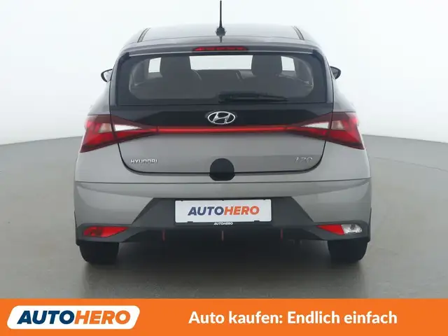 Hyundai i20 view 5