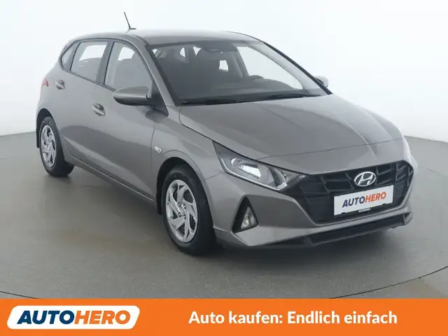 Hyundai i20 view 8