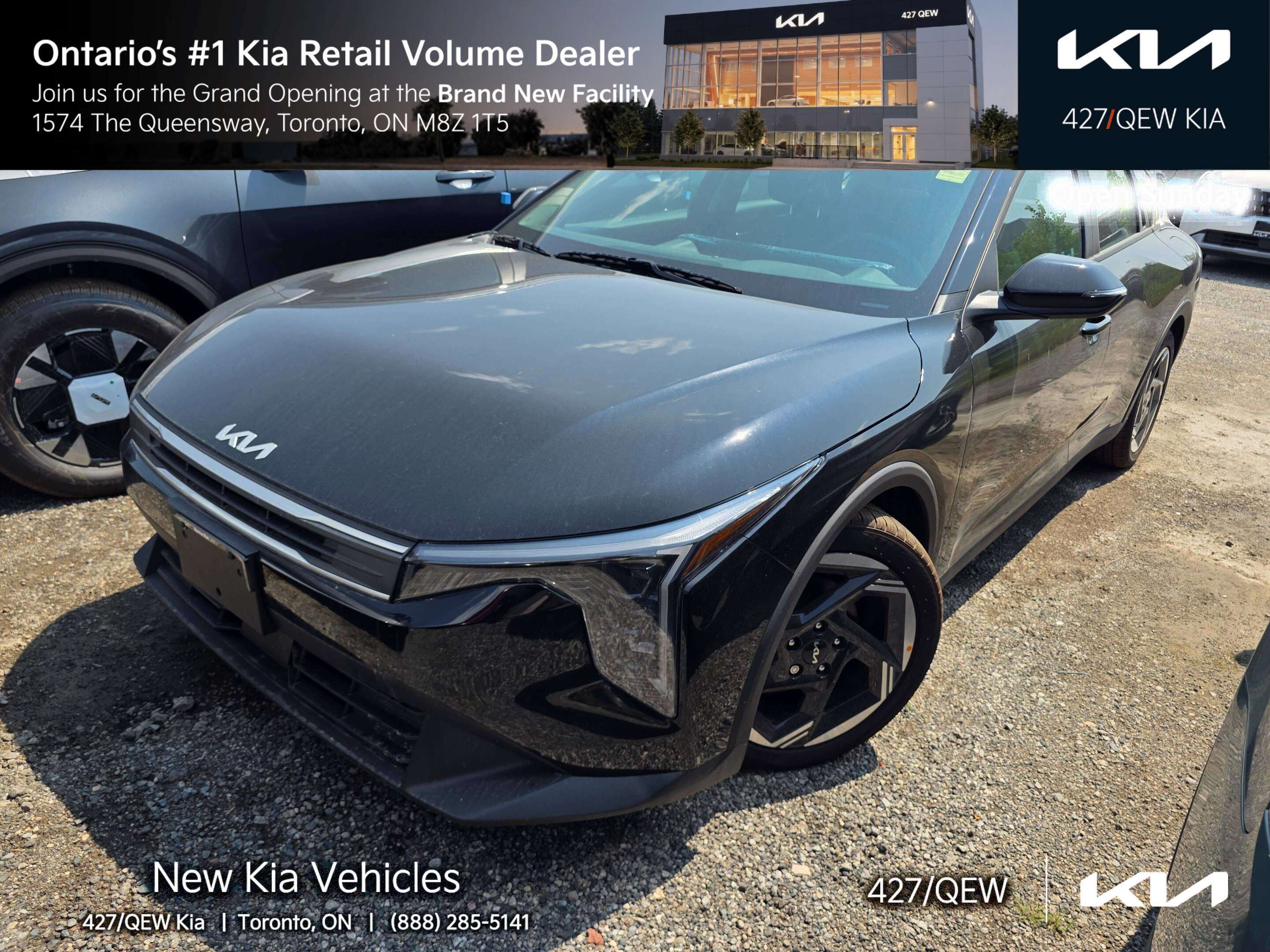 Black 2026 Kia K4 Hatchback Hatchback Front-Wheel Drive Automatic