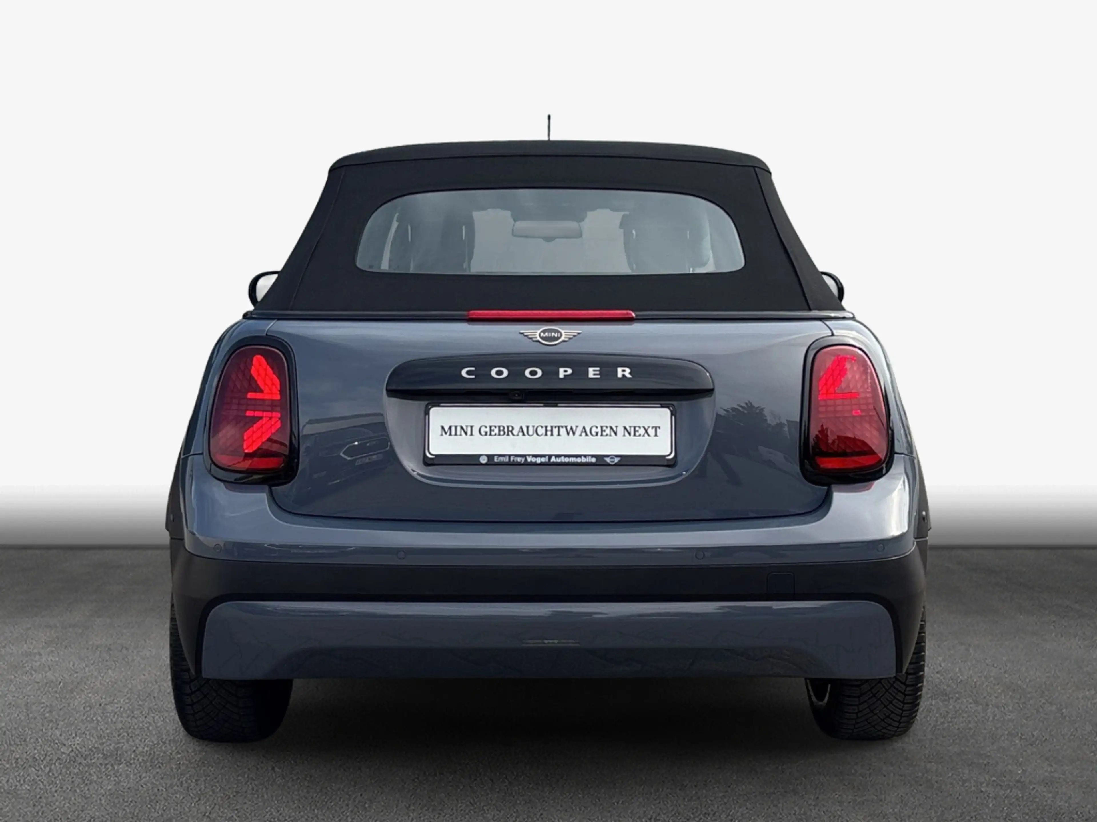 MINI Cooper C Cabrio Cabrio Classic Trim Mini Head-Up* LED* — photo 5