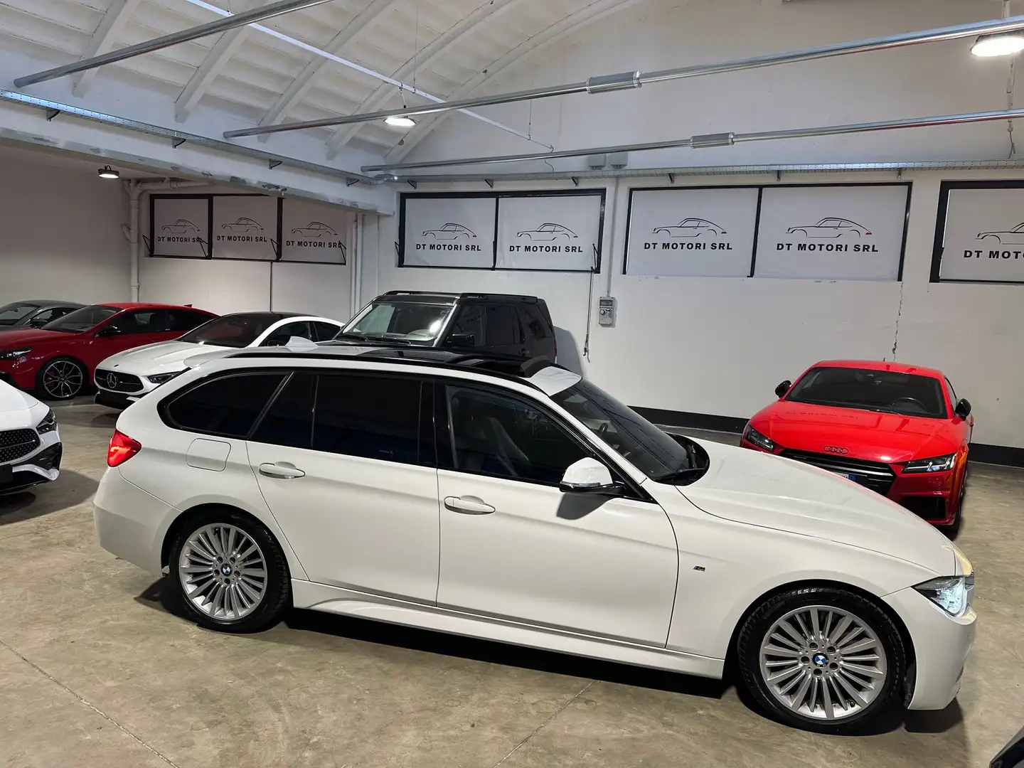 BMW 318 d Touring Msport TETTO - FRENI M-PELLE-SEDILI RISC Bianco - 1