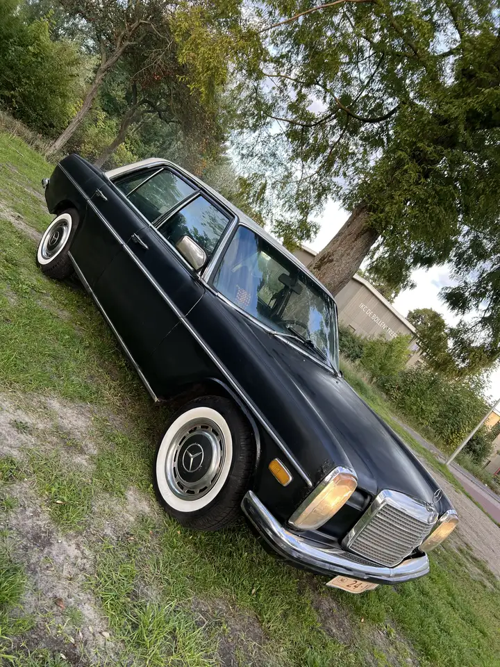 Mercedes-Benz W 114