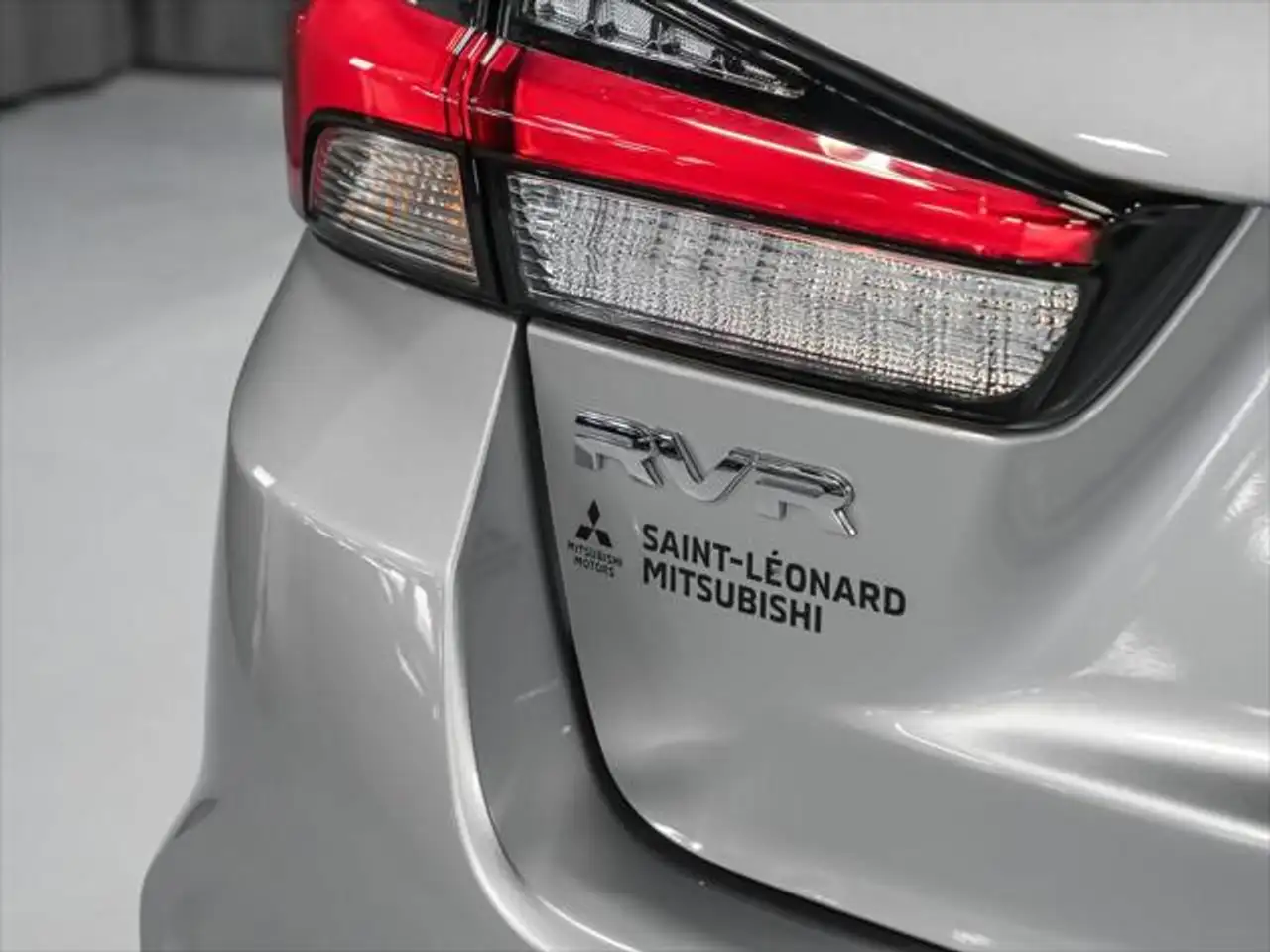 Mitsubishi RVR снимка Mitsubishi RVR