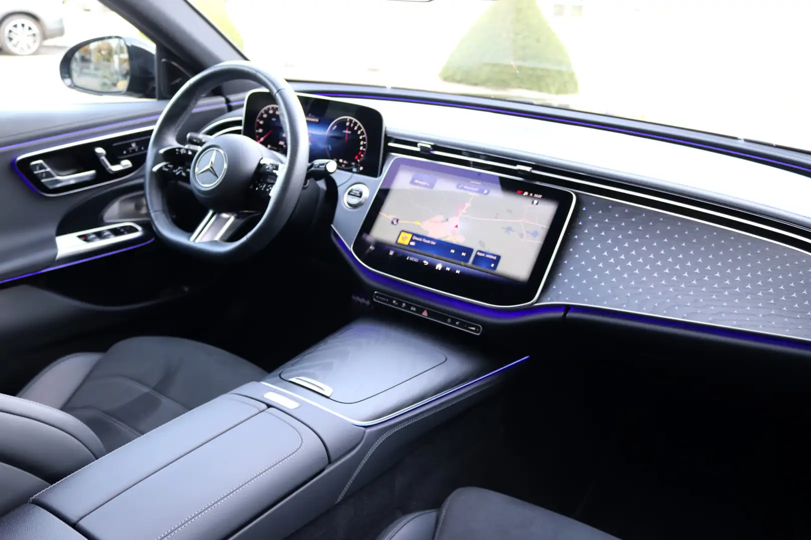 Mercedes-Benz E 300 Estate e AMG Line Panoramadak, Rijassistentiepakke Noir - 2