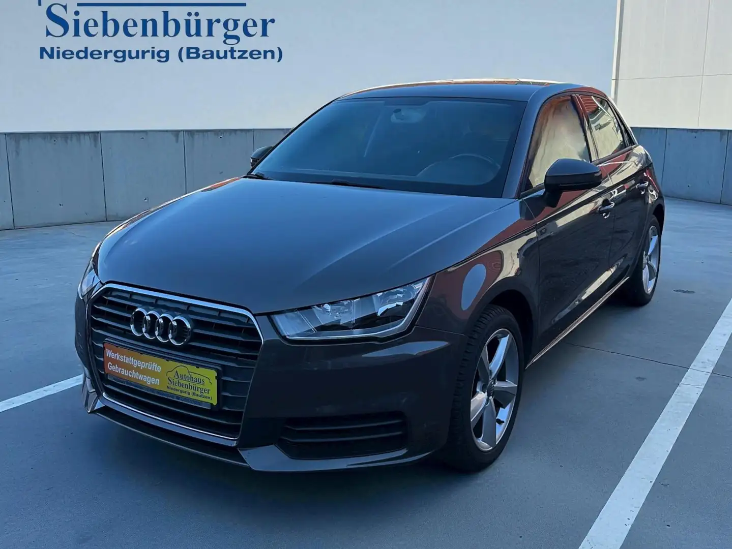 Audi A1 Sportback design TFSI *1. Hand + Scheckheft* Braun - 1