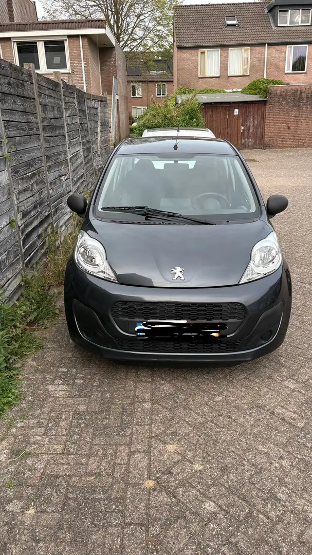 Peugeot 107 1.0 Access Accent Ned. auto 2e eigenaar  CarPlay Grijs - 2