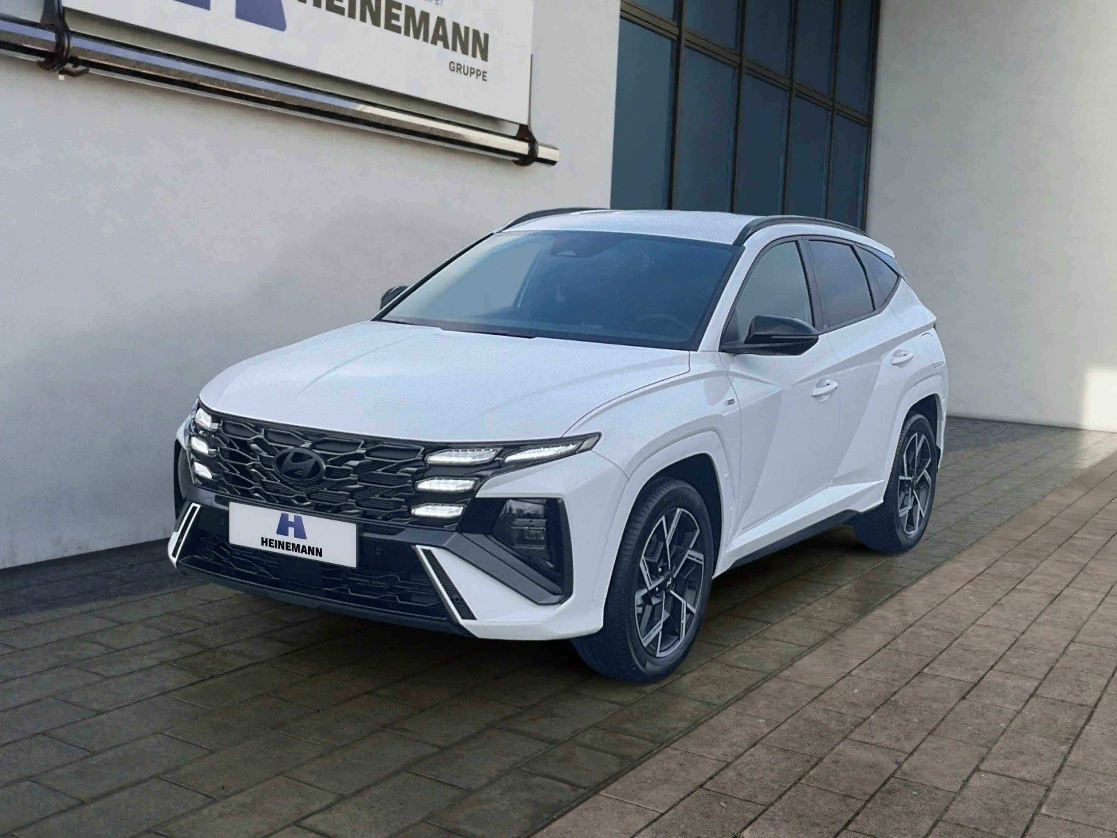 Hyundai TUCSON N-Line 1.6 DSG*NAVI*BI-LED*Keyless*Kamera*ELHK