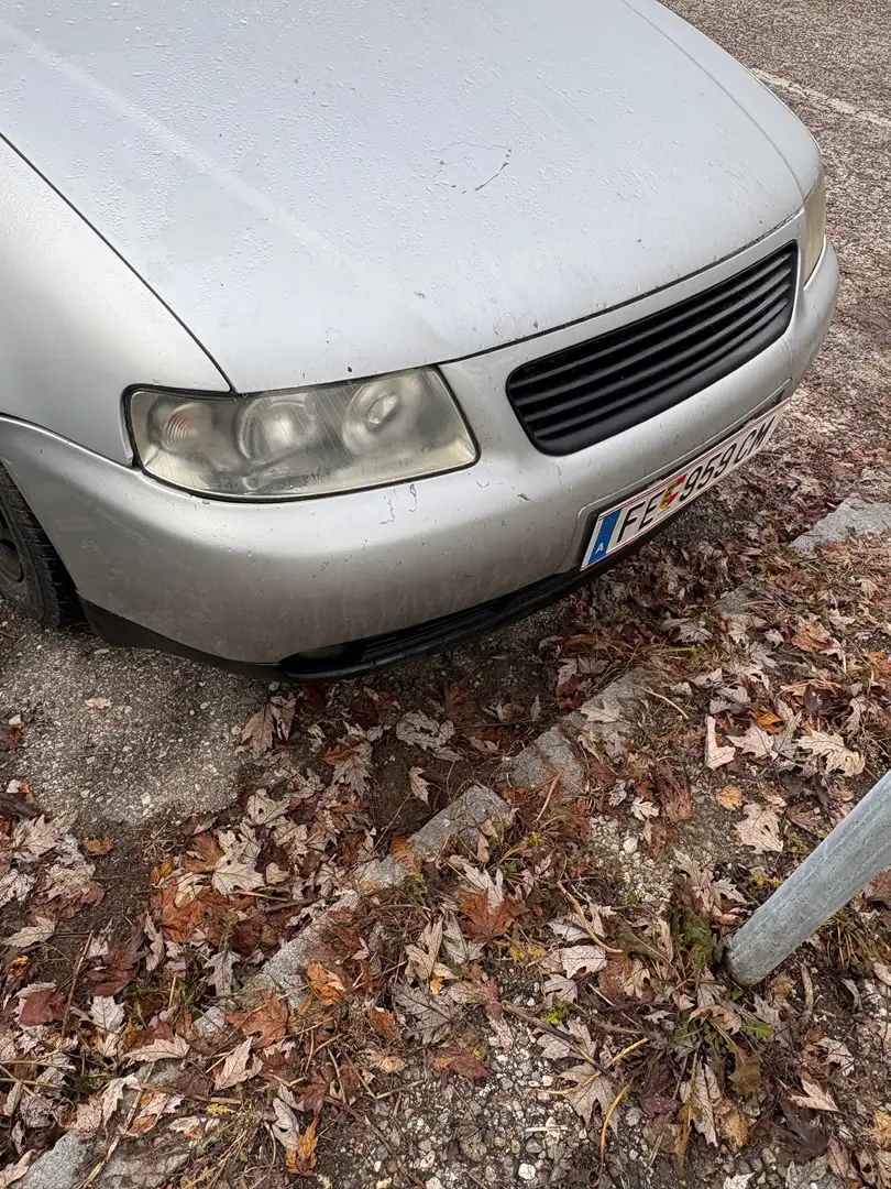 Audi A3 A3 1,9 Attraction TDI Attraction Silber - 1