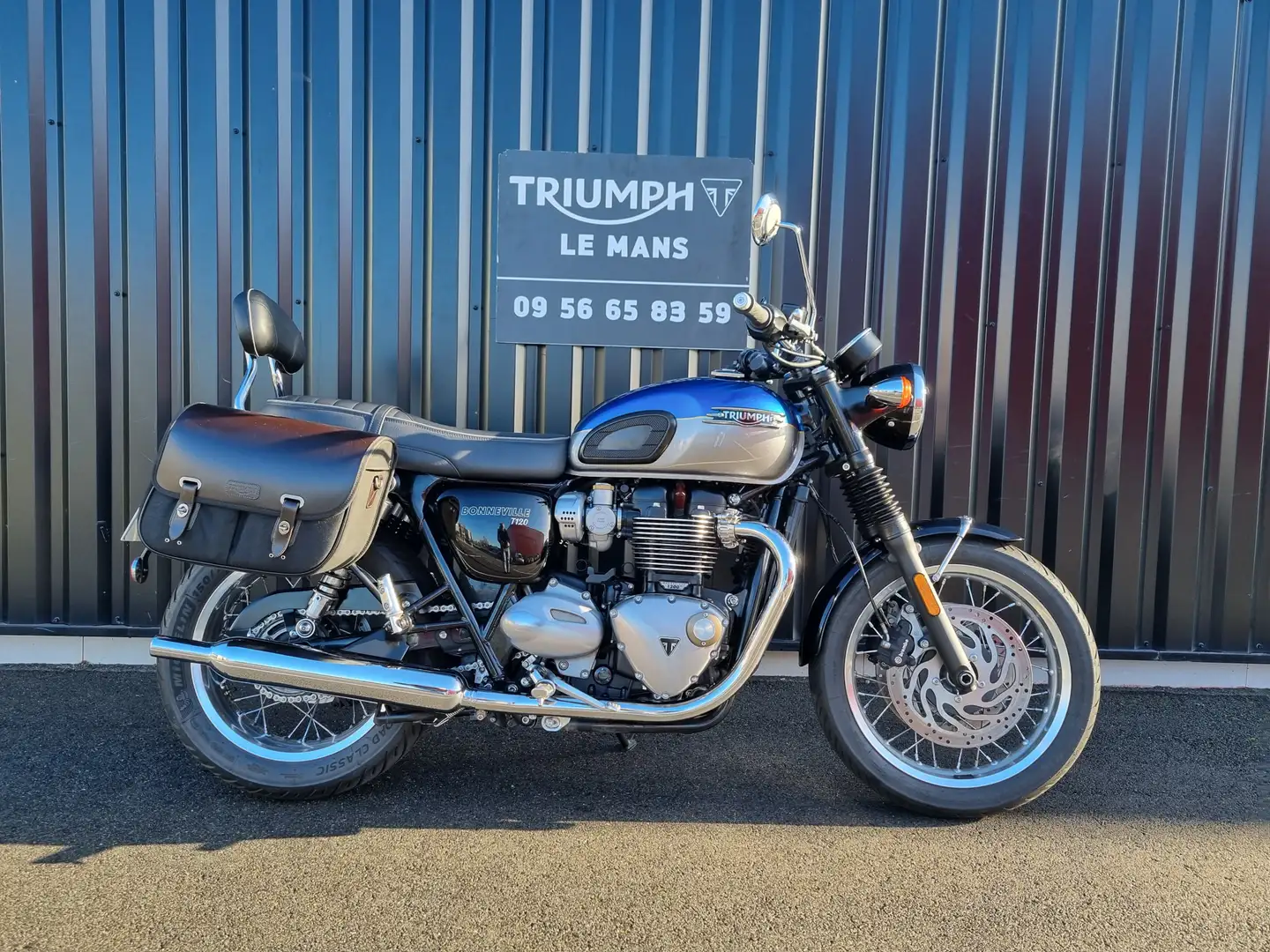 Triumph Bonneville T120 Bleu - 1