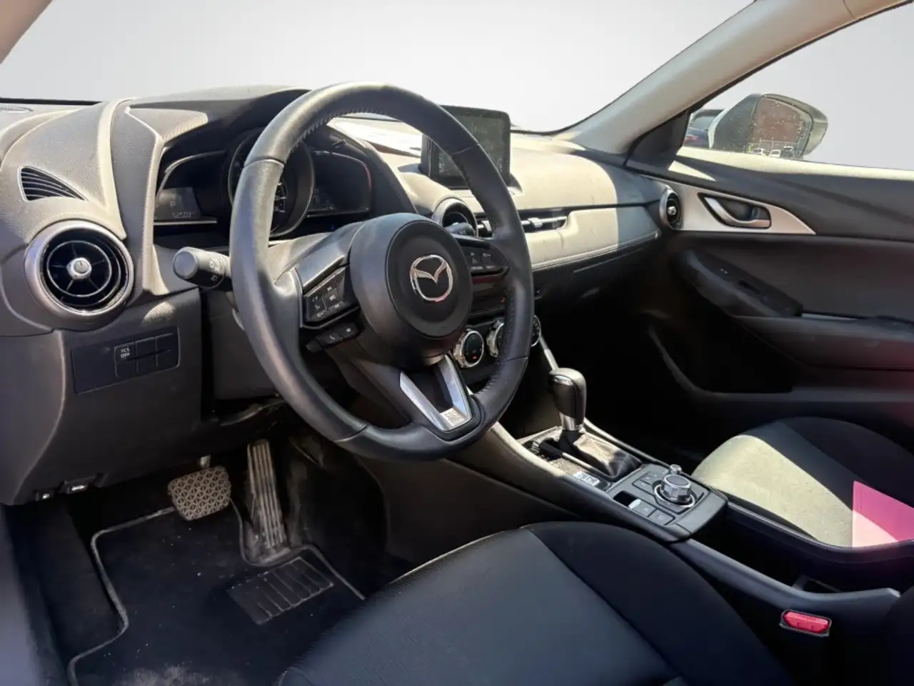 Mazda CX-3 снимка Mazda CX-3