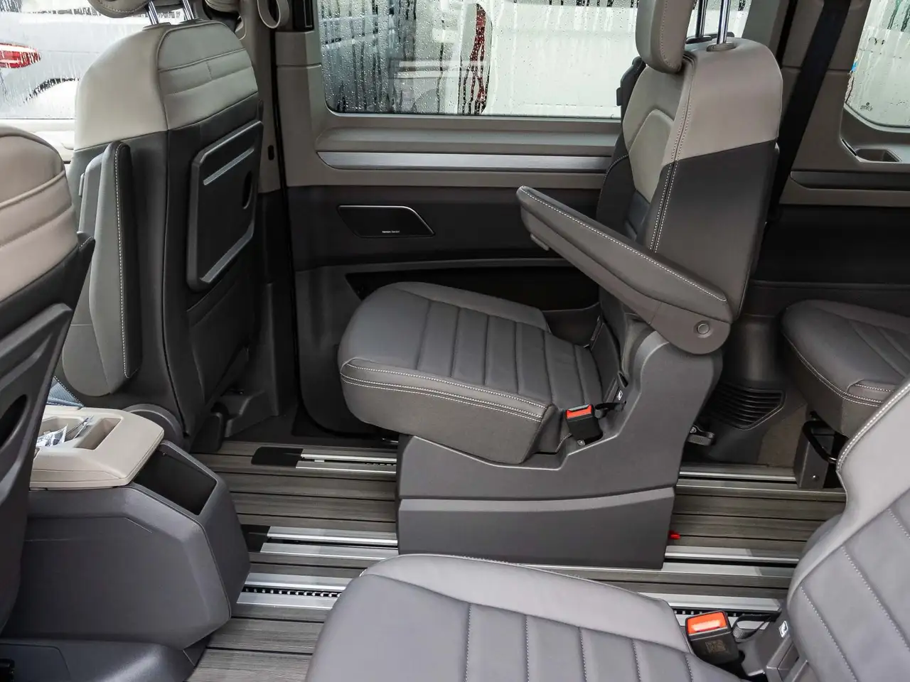 Volkswagen T7 Multivan 2026 — фото 16
