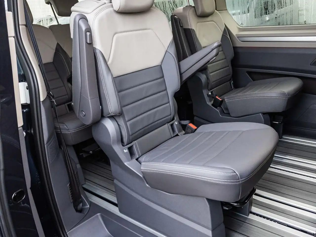 Volkswagen T7 Multivan 2026 — фото 19
