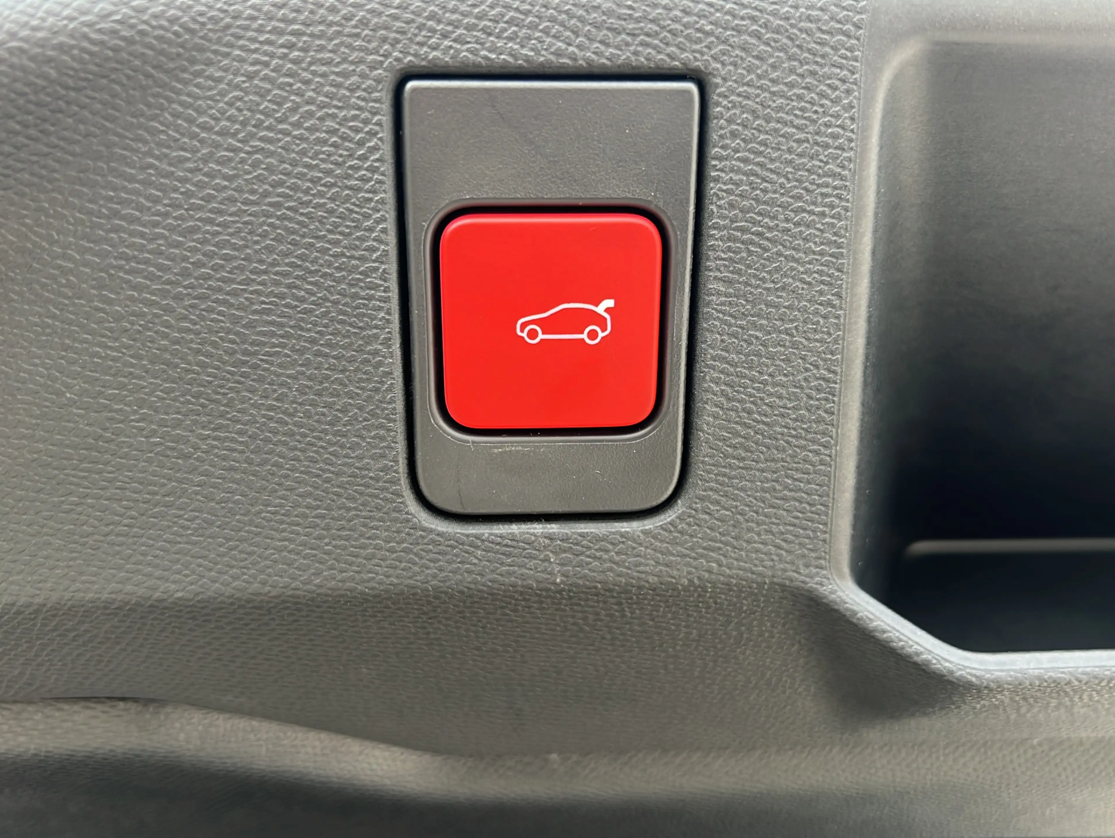 Peugeot 5008 GT Hybrid 145*Matrix*ACC*Navi*Kamera — photo 15