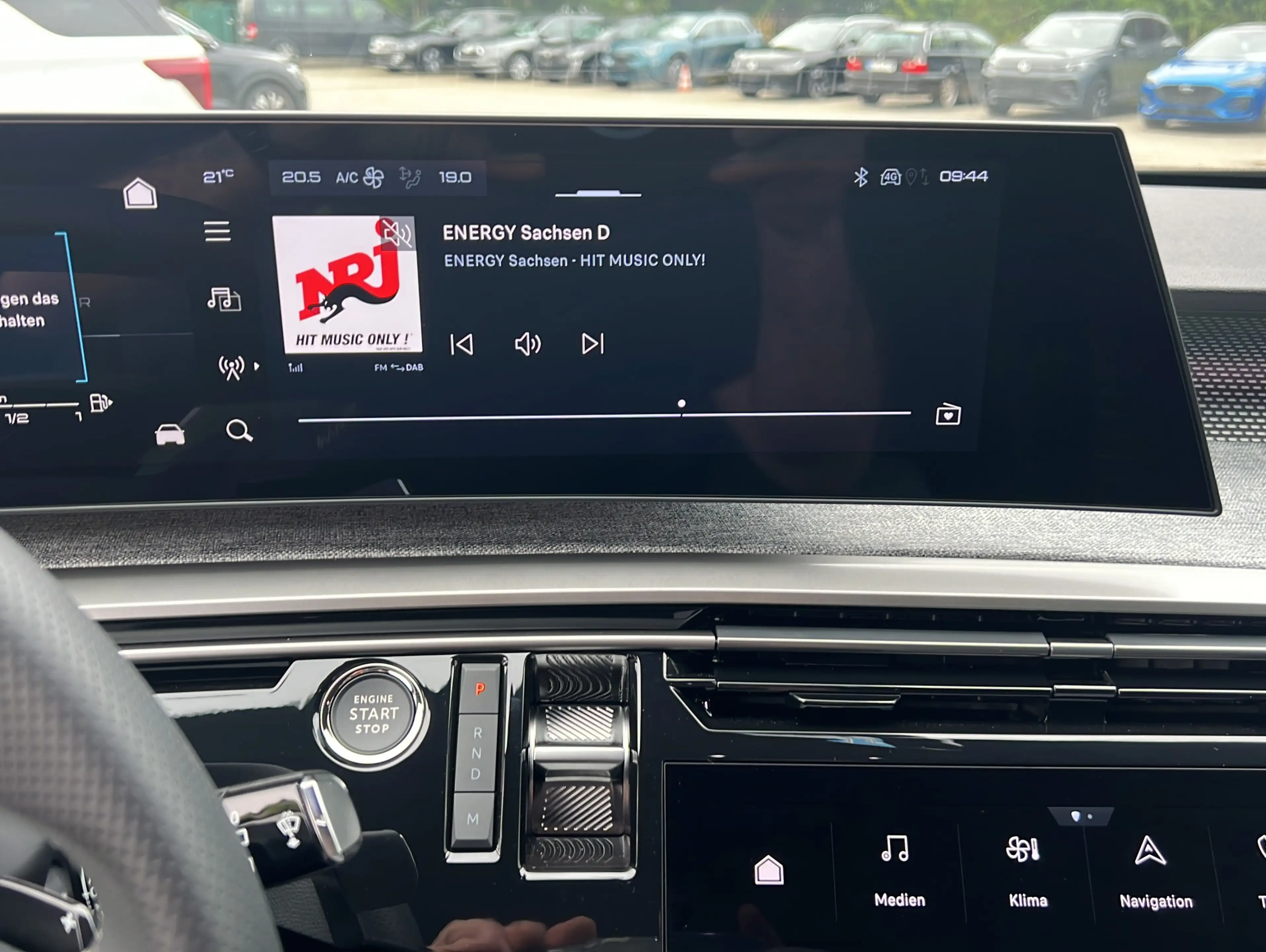 Peugeot 5008 GT Hybrid 145*Matrix*ACC*Navi*Kamera — photo 8