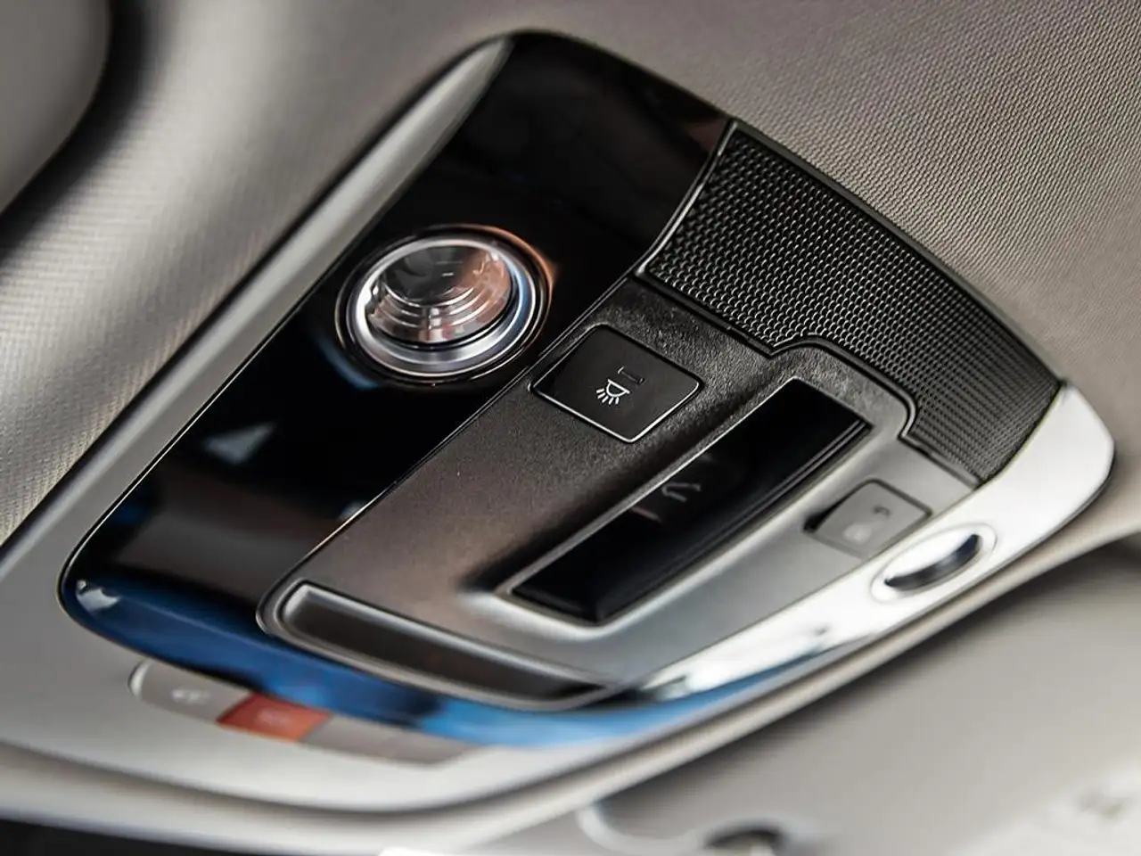 Kia Seltos снимка Kia Seltos