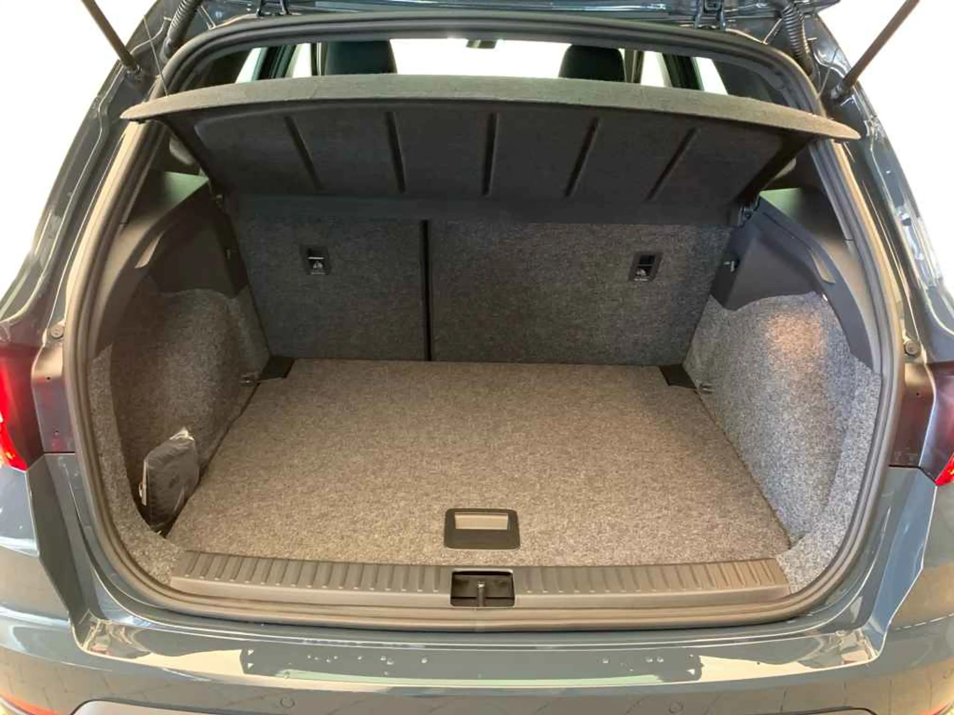 SEAT Arona Style 1,0 TSI *NEUES MODELL*LED*R-CAM*GRA* — photo 8