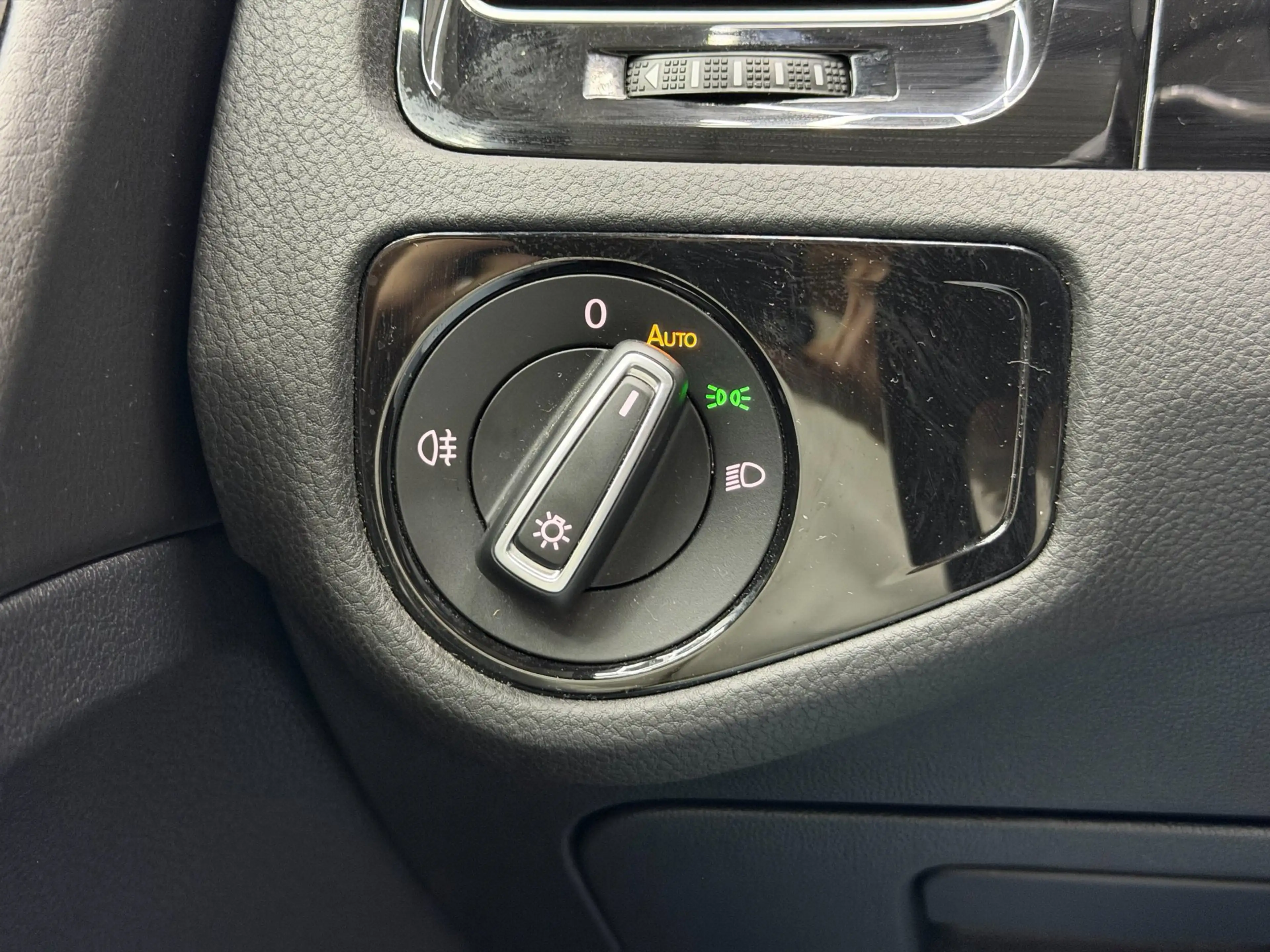 Volkswagen Golf Variant 1.5 TSI Highline Business R - Pano - Virtual - Cam — photo 33