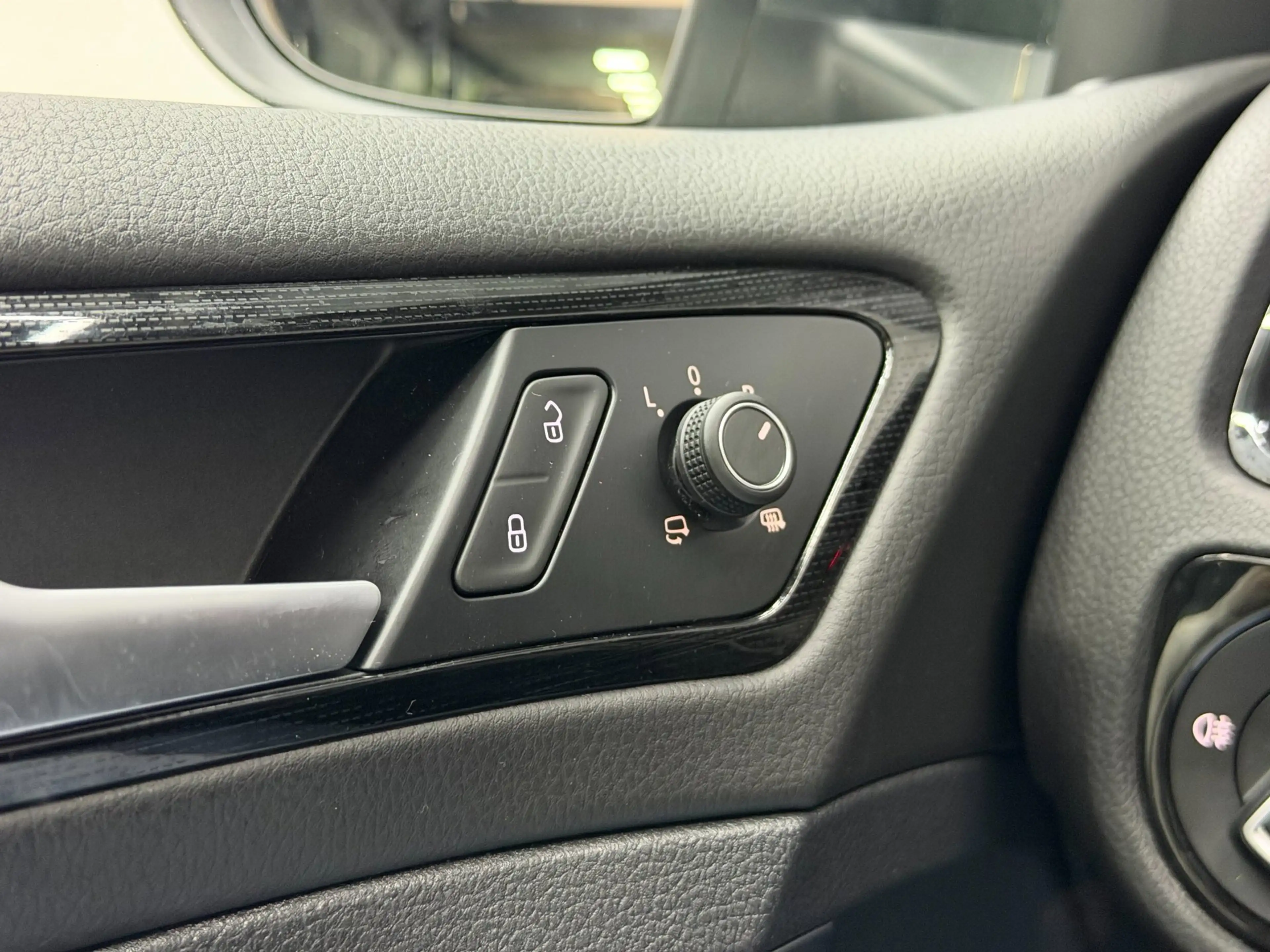 Volkswagen Golf Variant 1.5 TSI Highline Business R - Pano - Virtual - Cam — photo 31