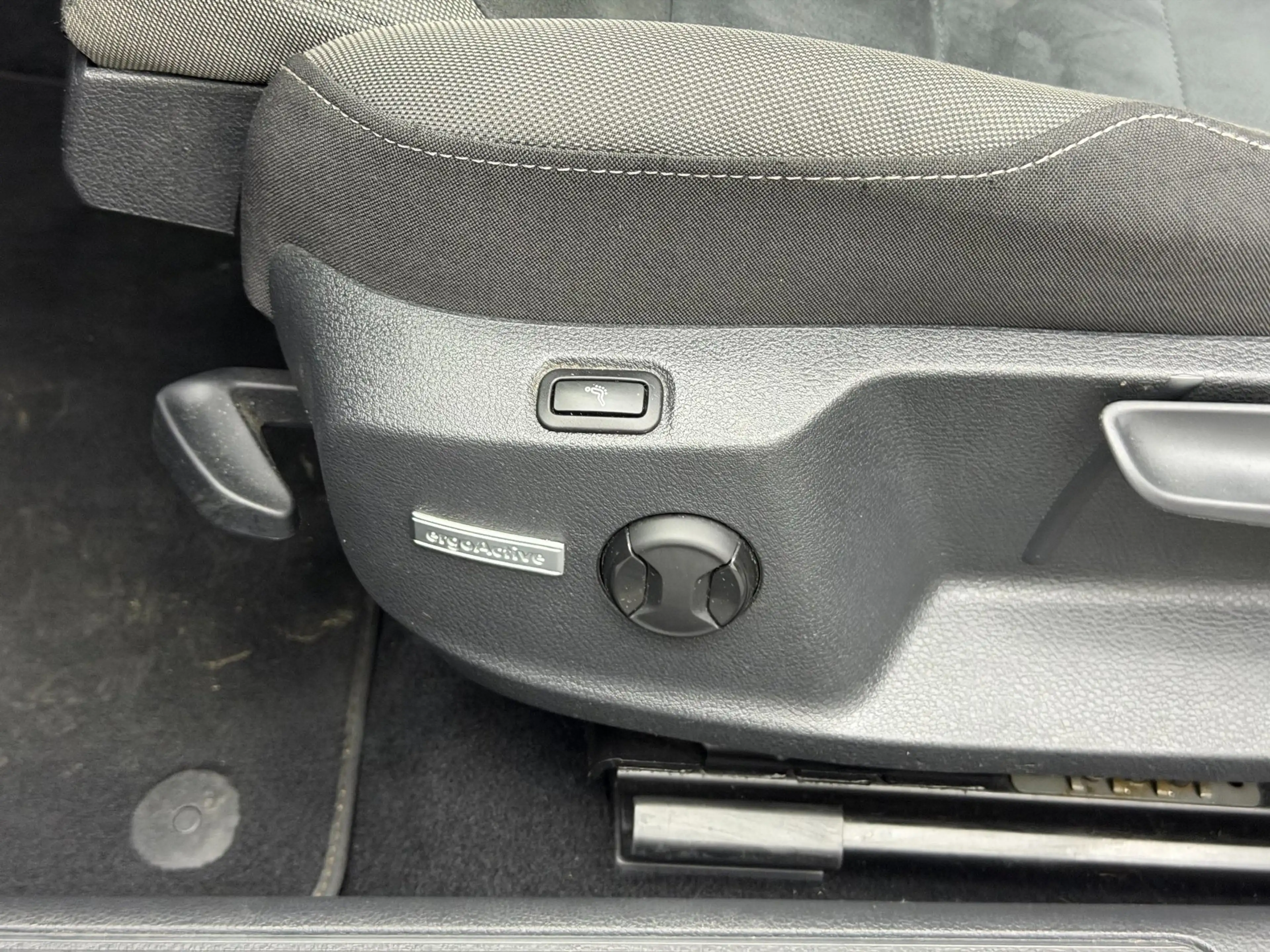 Volkswagen Golf Variant 1.5 TSI Highline Business R - Pano - Virtual - Cam — photo 12