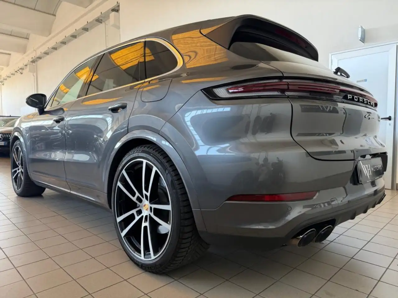 Porsche Cayenne 3.0 V6 E-Hybrid //TETTO//CARTIER//PARI AL NUOVO//, миниатюра 4