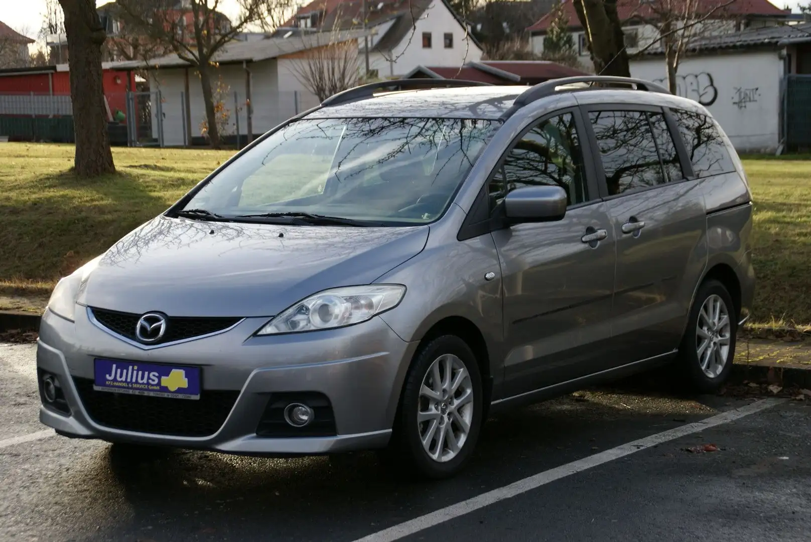 Mazda 5 Lim. 2.0 Active KLIMA NAVI SHZ 7 SITZER Gri - 2