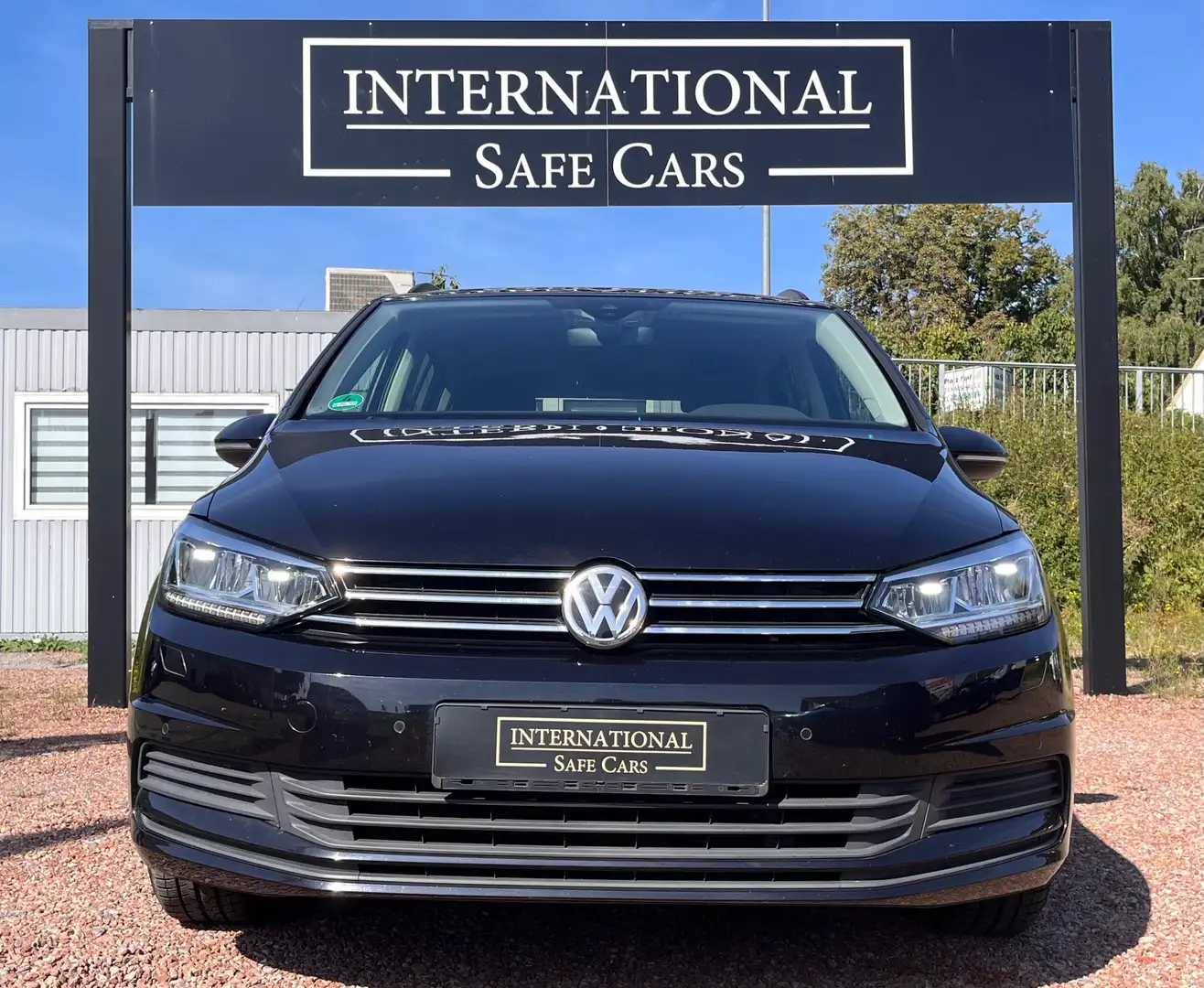 Volkswagen Touran 1.6 TDI / 7-Sitzer / Kamera / Massage / LED Schwarz - 2