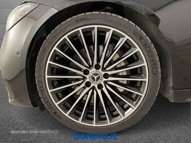 Mercedes-Benz C-Class view 18