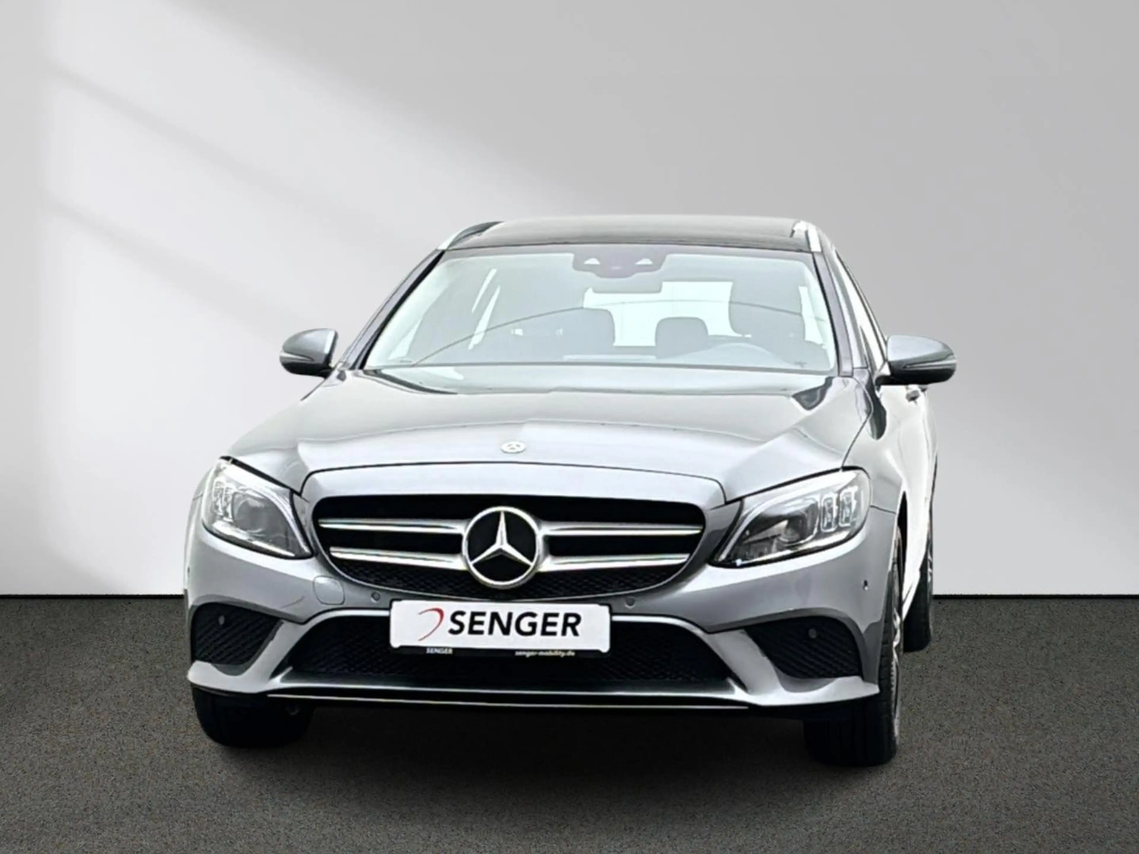 Mercedes-Benz C 220 d T Avantgarde Pano Multibeam CarPlay AHK — photo 5