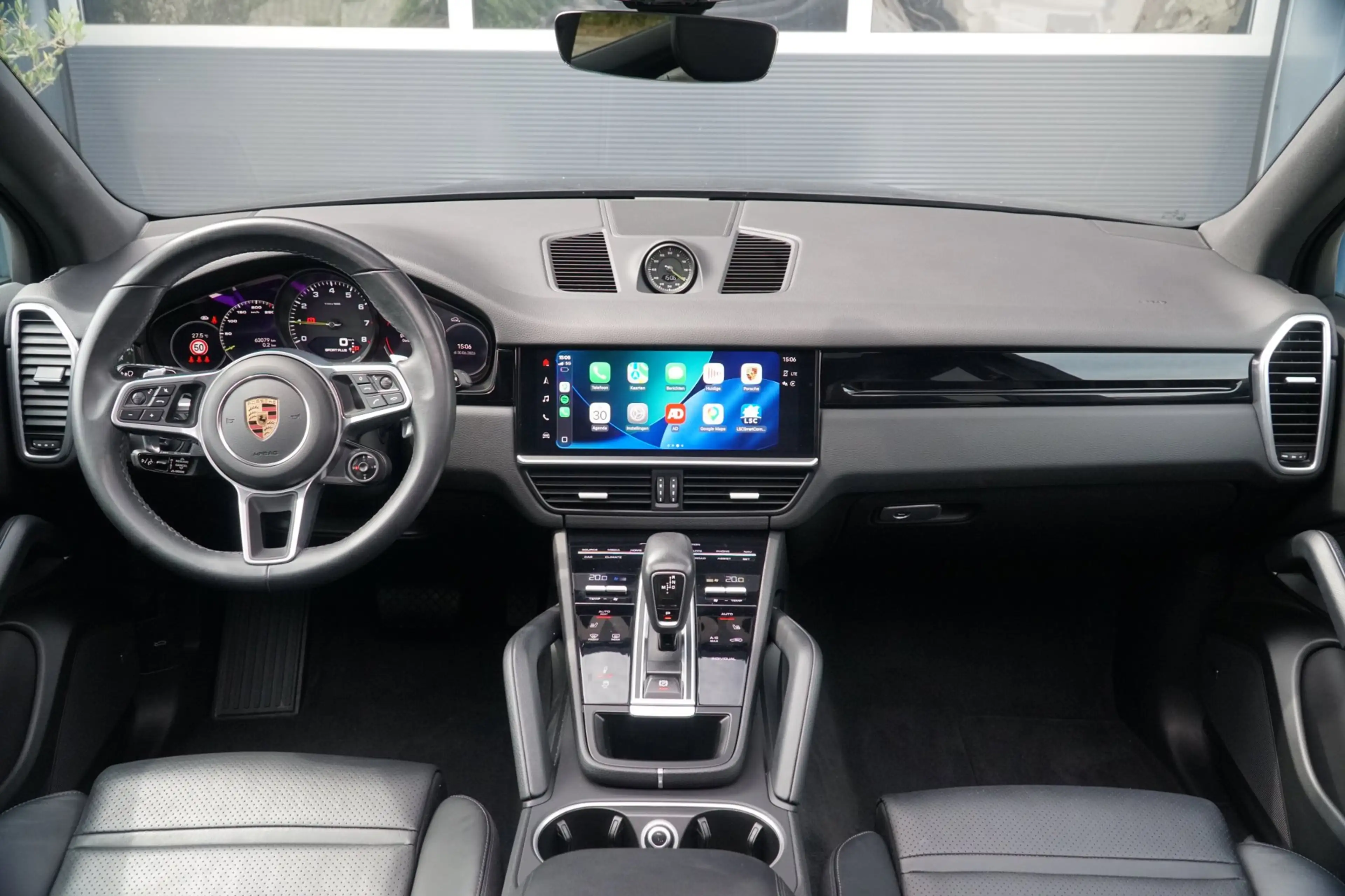 Porsche Cayenne 3.0 E-Hybrid PANO|TREKHAAK|LUCHTVERING — photo 16