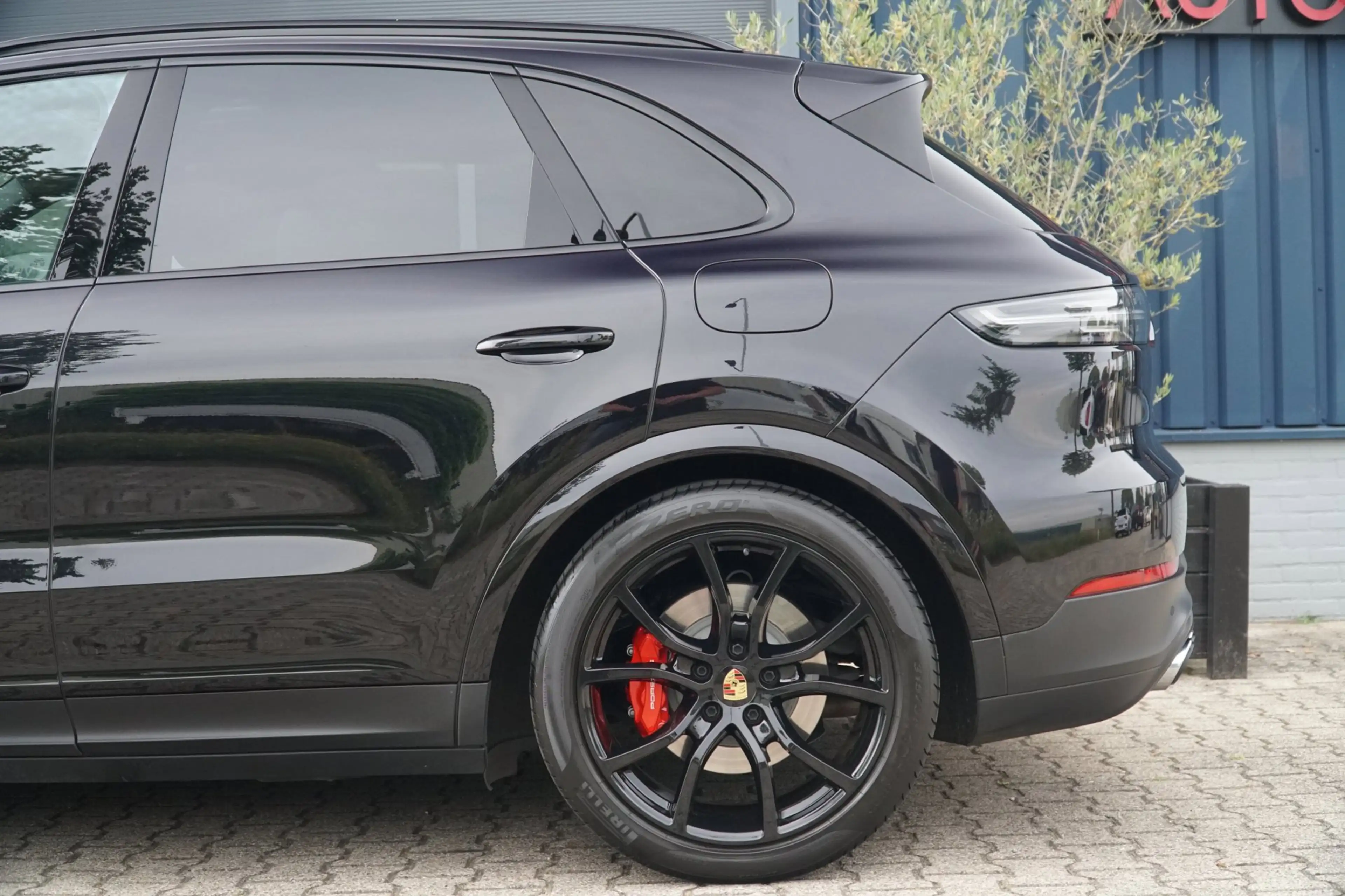 Porsche Cayenne 3.0 E-Hybrid PANO|TREKHAAK|LUCHTVERING — photo 12