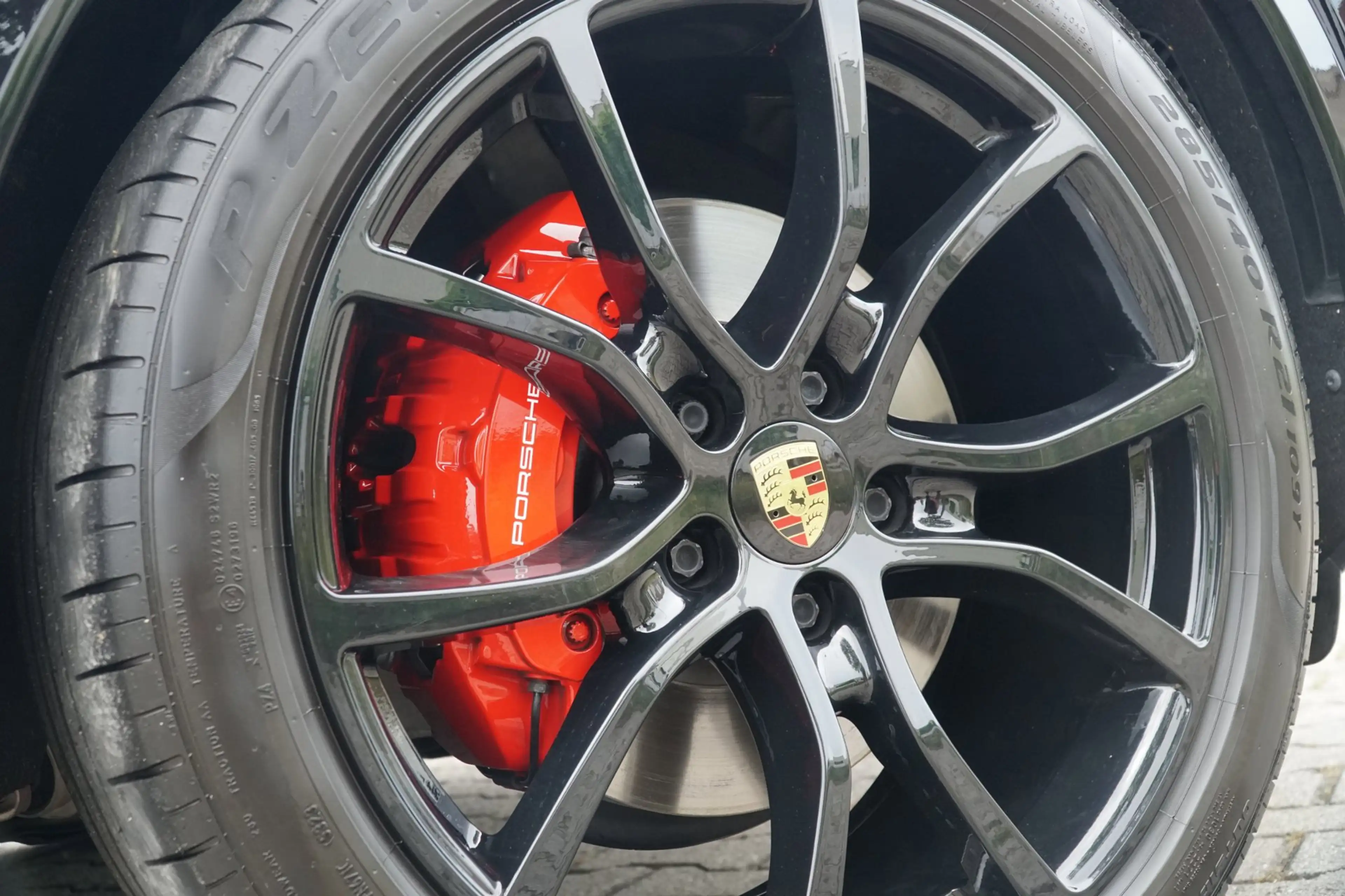 Porsche Cayenne 3.0 E-Hybrid PANO|TREKHAAK|LUCHTVERING — photo 45