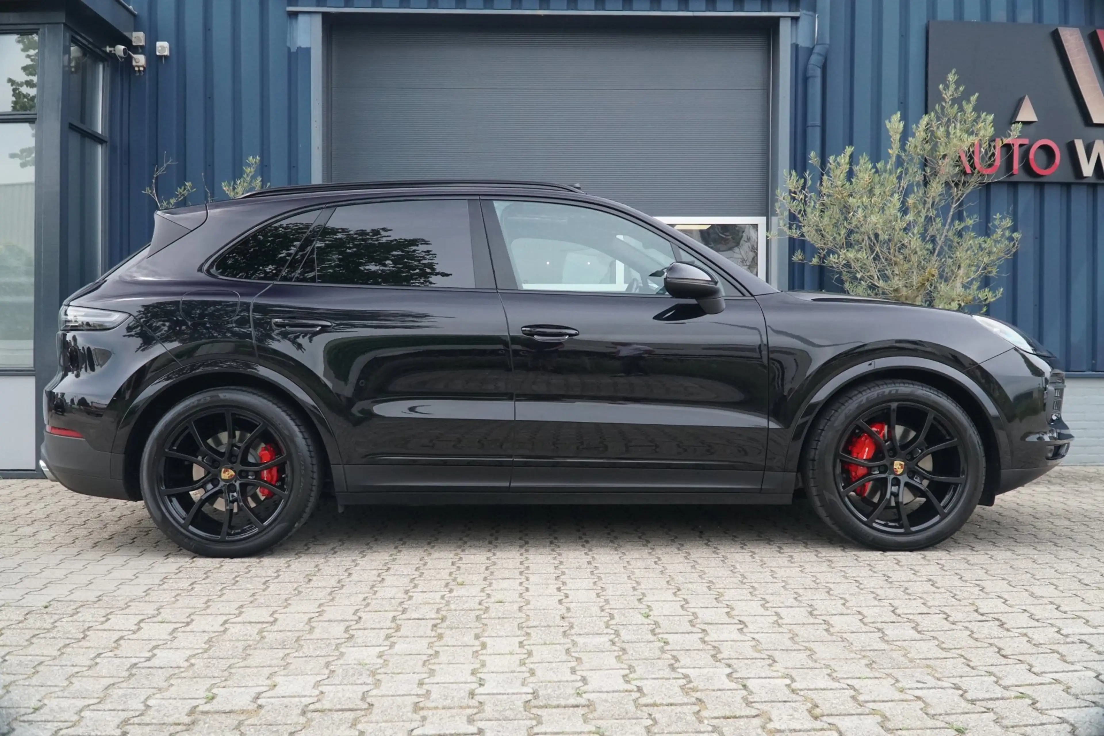 Porsche Cayenne 3.0 E-Hybrid PANO|TREKHAAK|LUCHTVERING — photo 7