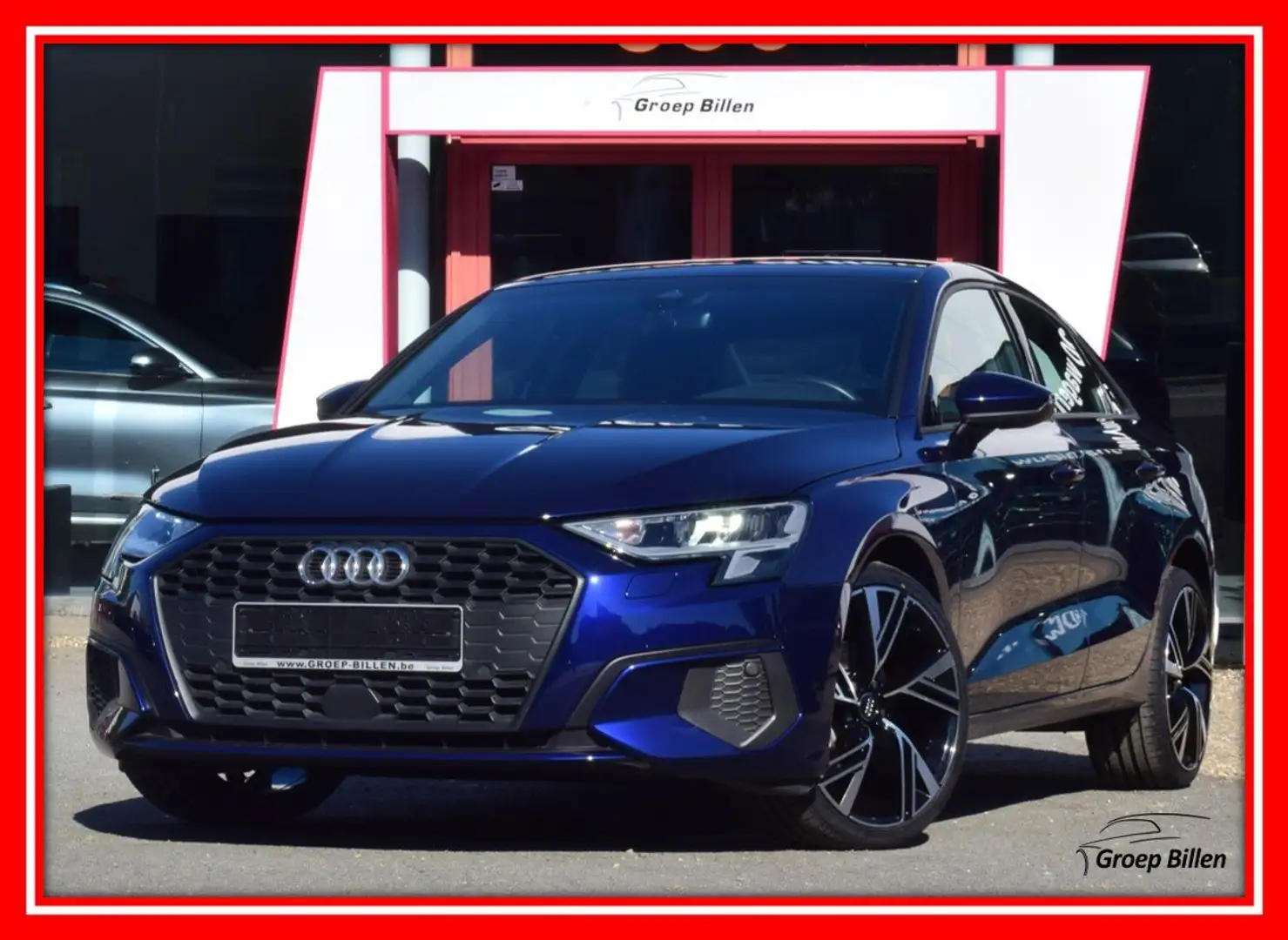 Audi A3 30TSi aut. NAVI - LED - CARPLAY - CAMERA - 19" ALU Blauw - 1