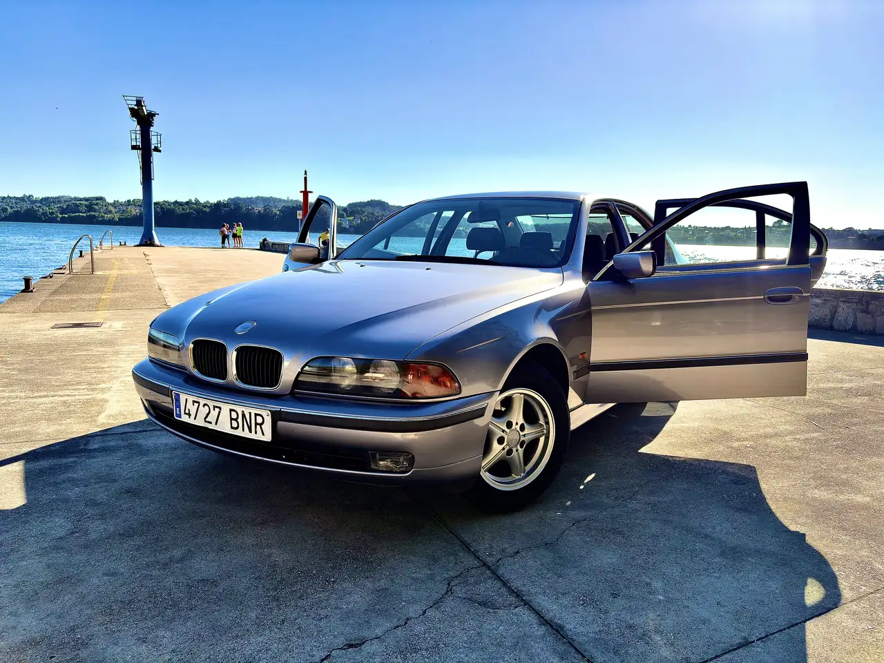 BMW 520i, foto 2
