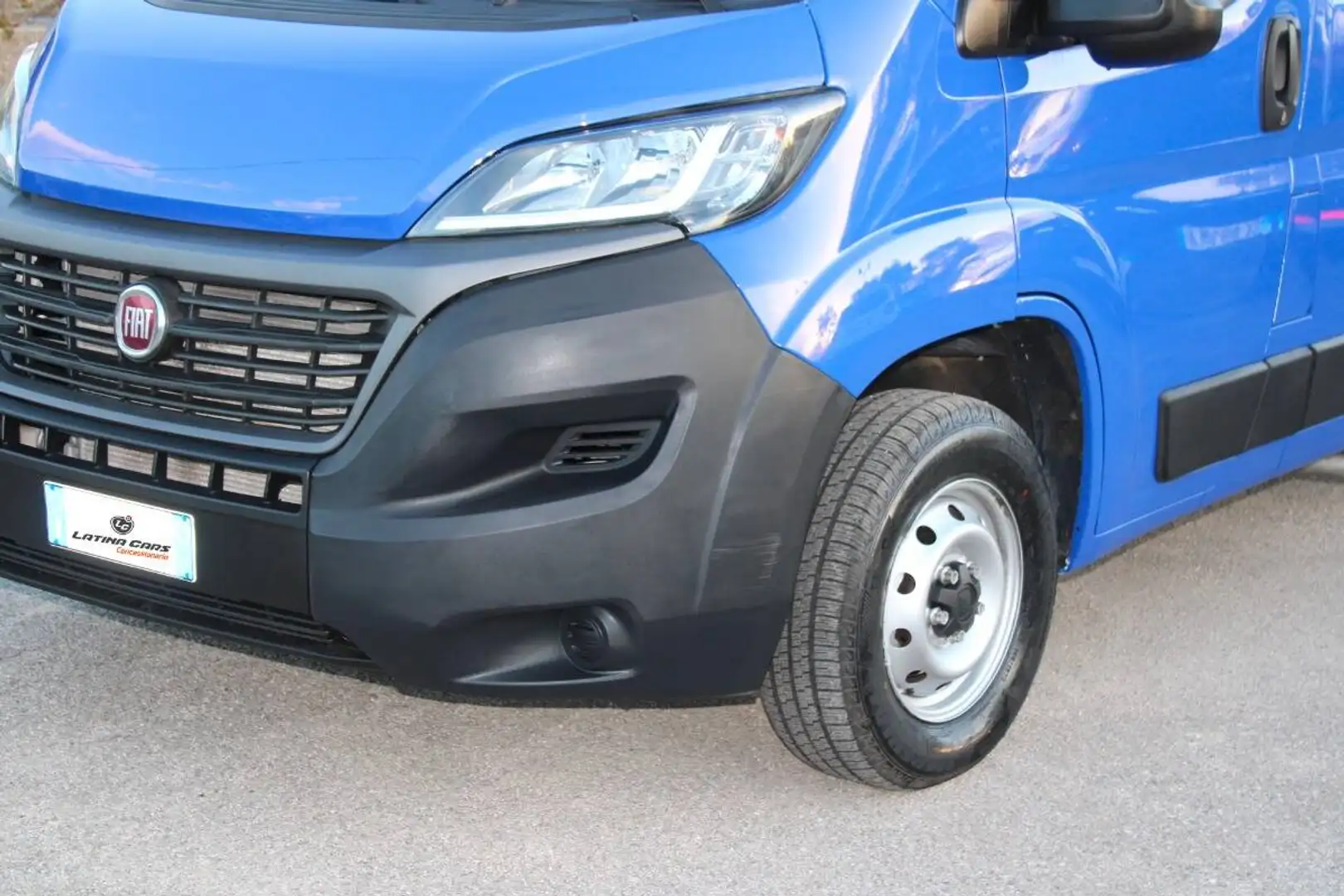 Fiat Ducato 33 MH2 2.3 mjt 140cv E6d-temp Bleu - 2