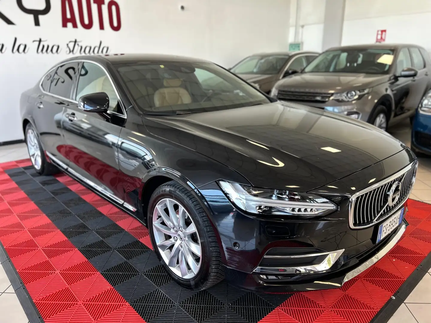 Volvo S90 D4 Geartronic Business Plus Nero - 2