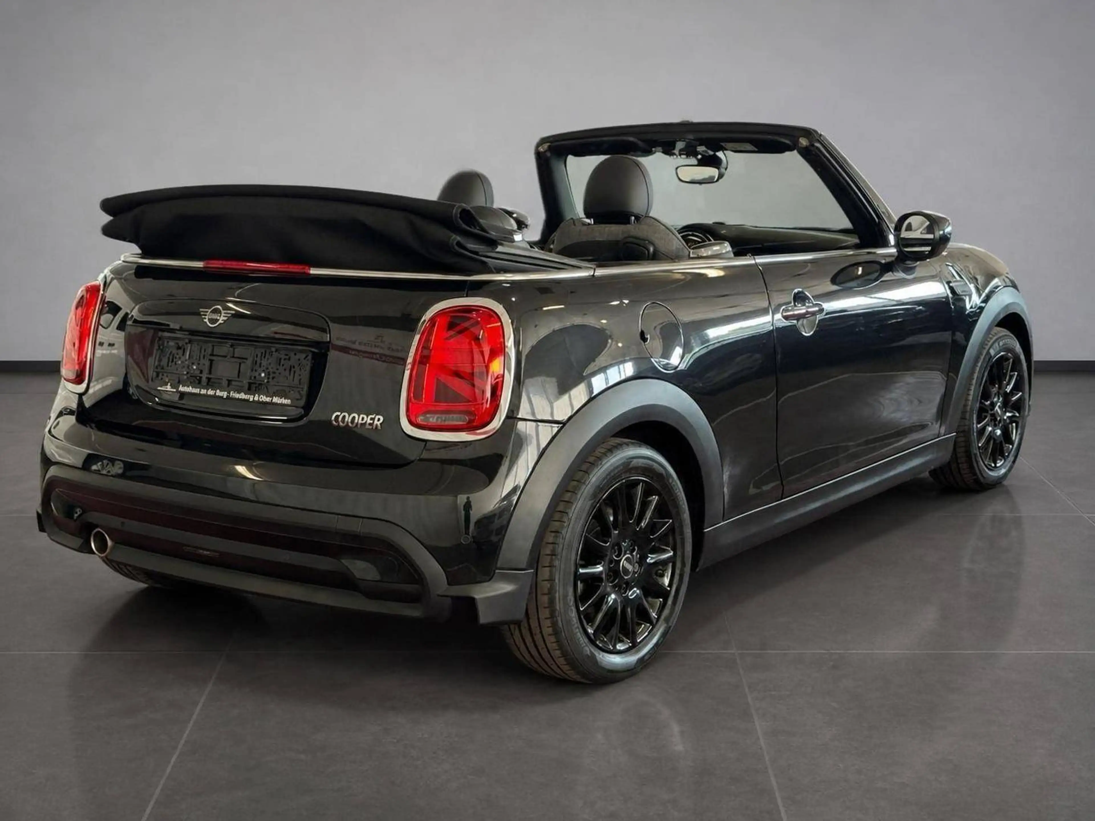 MINI Cooper C Cabrio Cooper Classic Trim — photo 7
