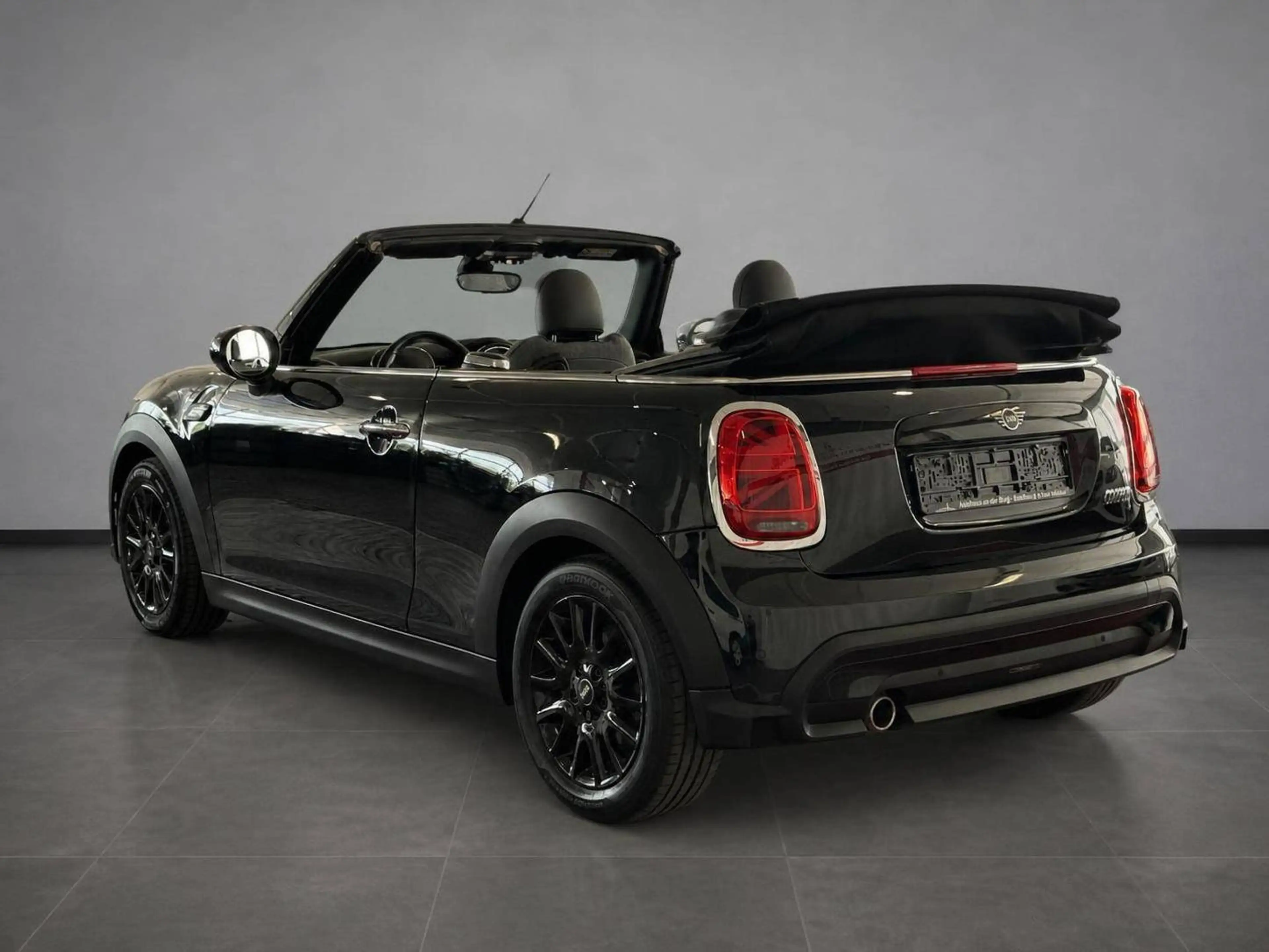 MINI Cooper C Cabrio Cooper Classic Trim — photo 5