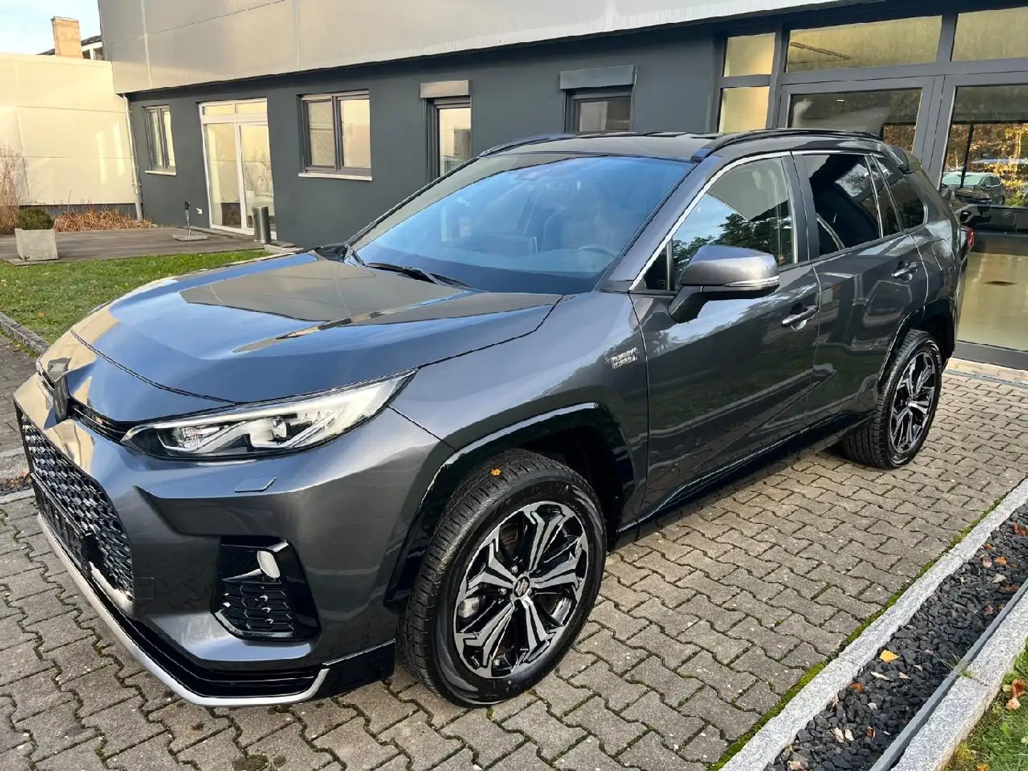 Suzuki Across 2.5 Plug-In Hybrid Comfort+ E-Four Gris - 1